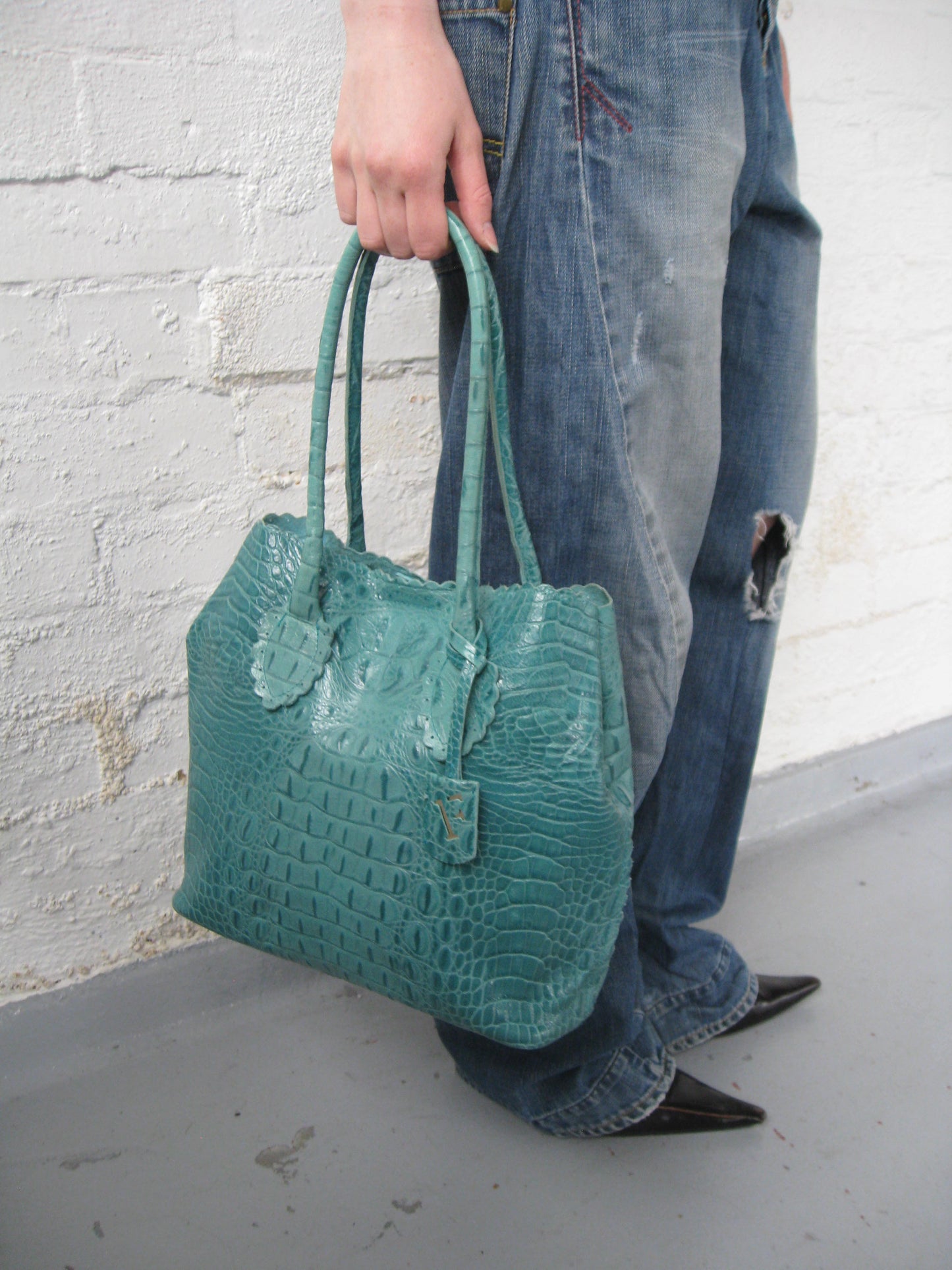 no 2409 / FURLA