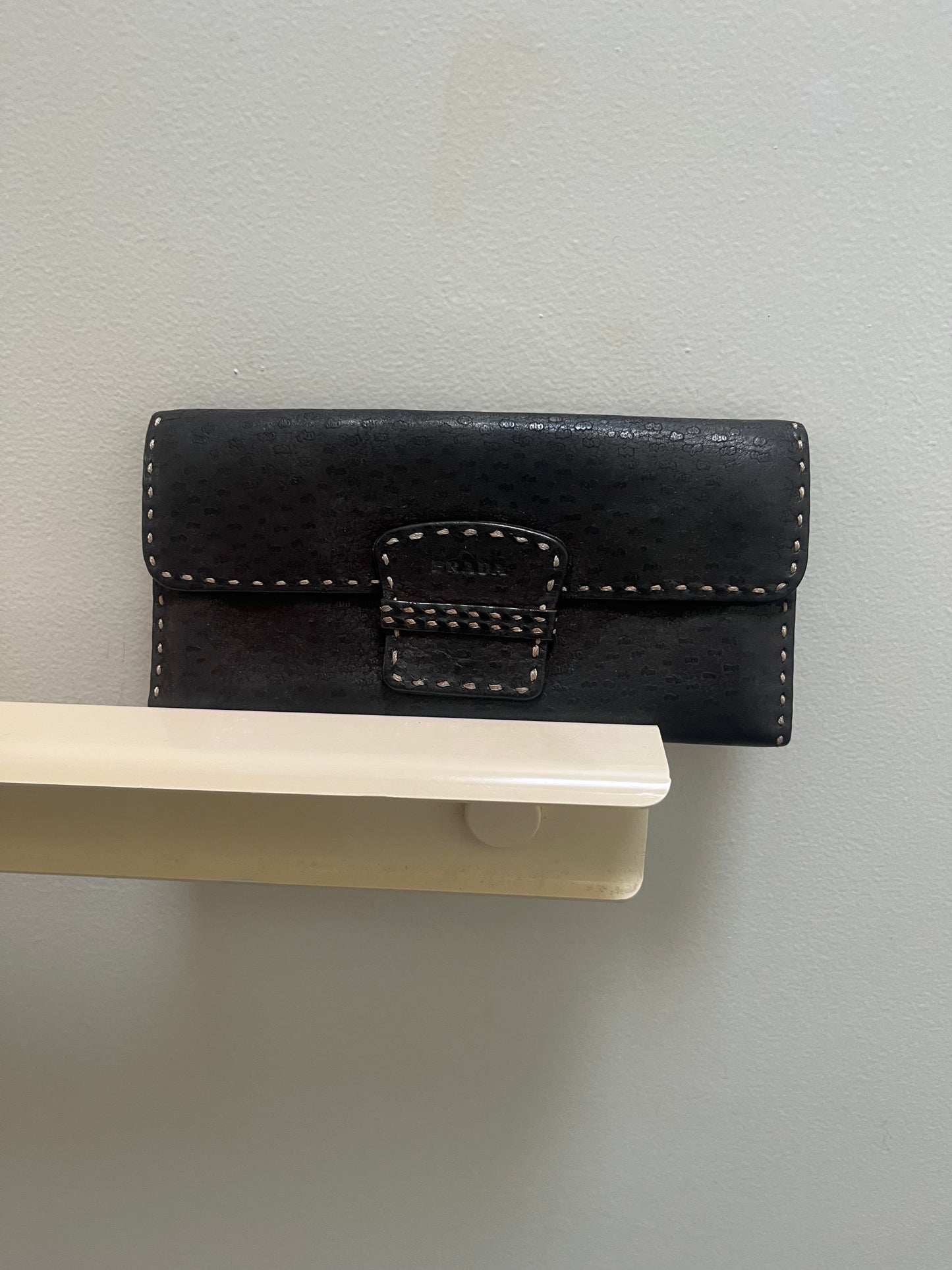 no2397 / PRADA