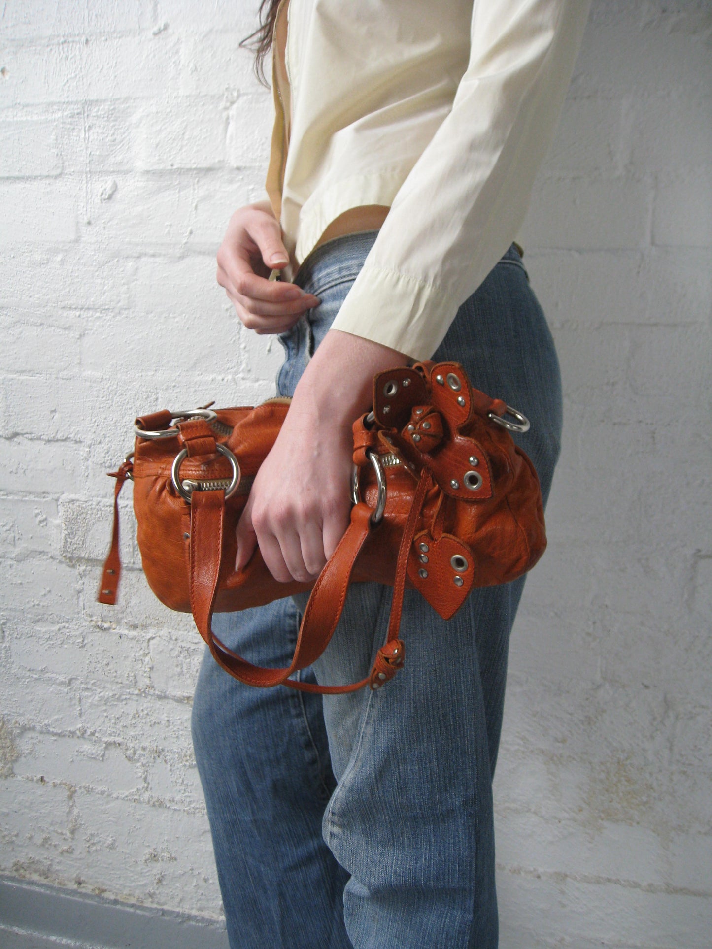 no 2411 / MIU MIU