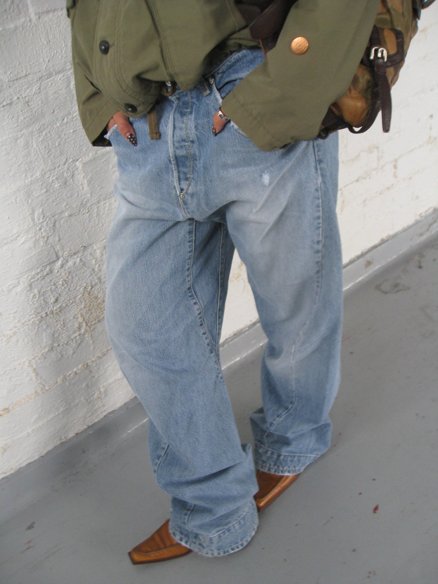 no 2404 / LEVIS ENGINEERED