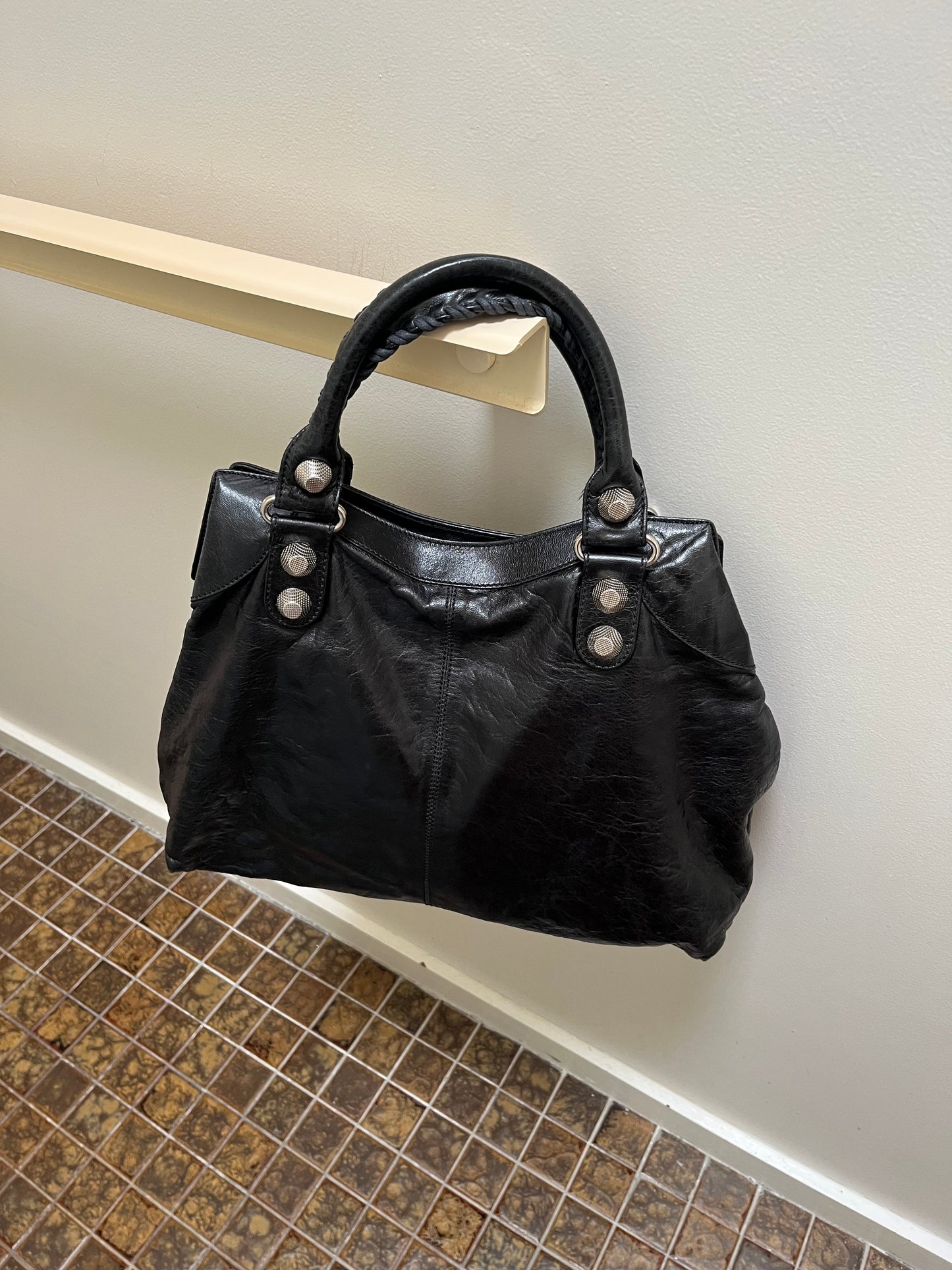 no 2829 / BALENCIAGA