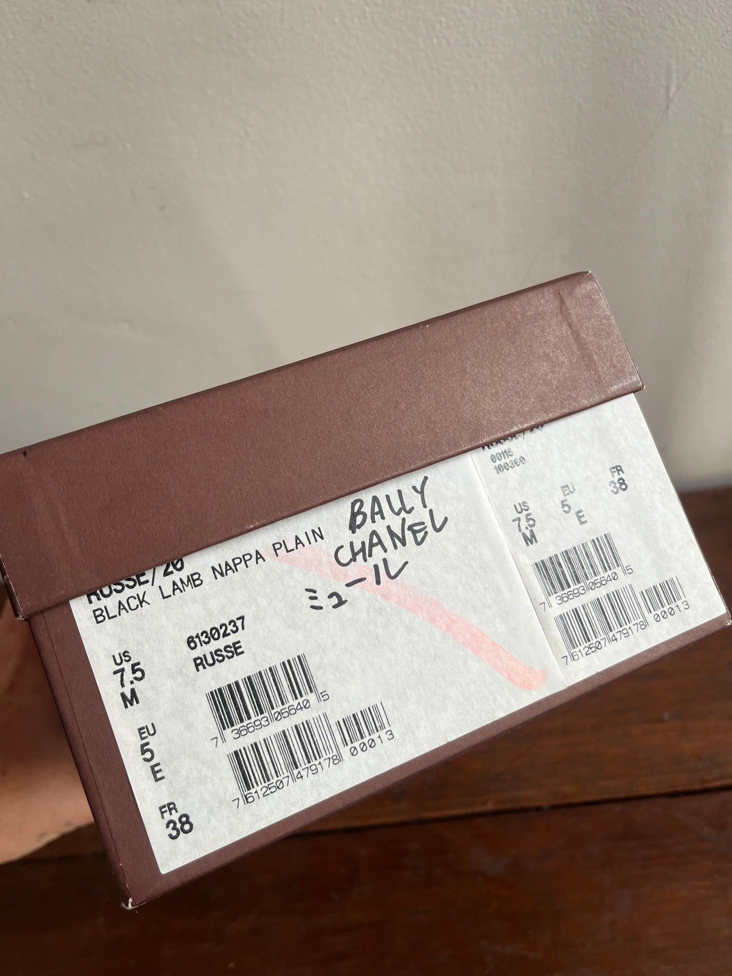 no 2479 / BALLY 38