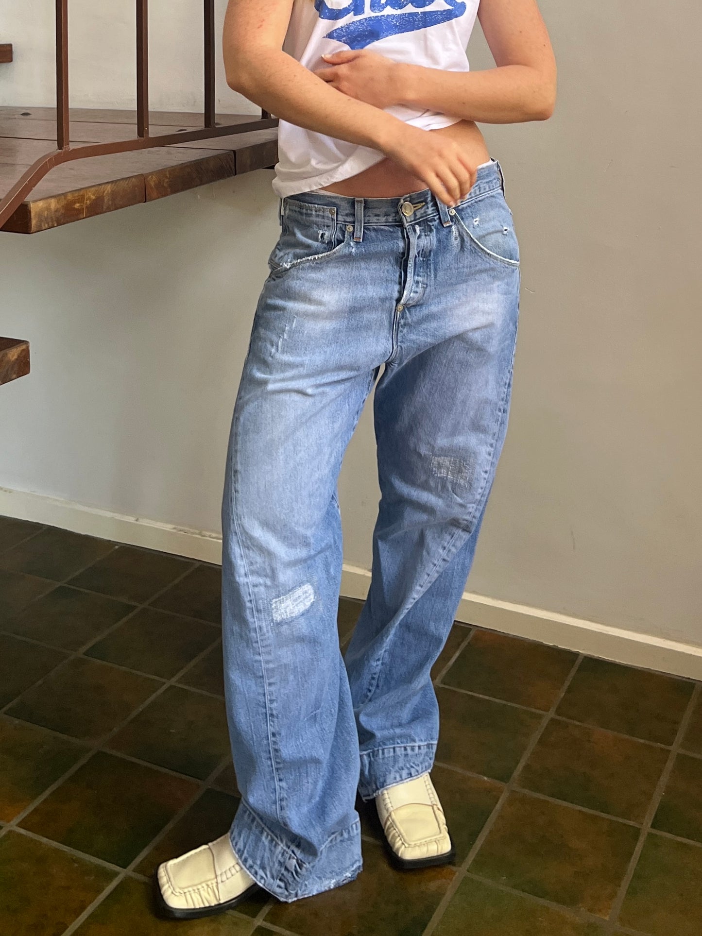 no 2401 / LEVIS ENGINEERED