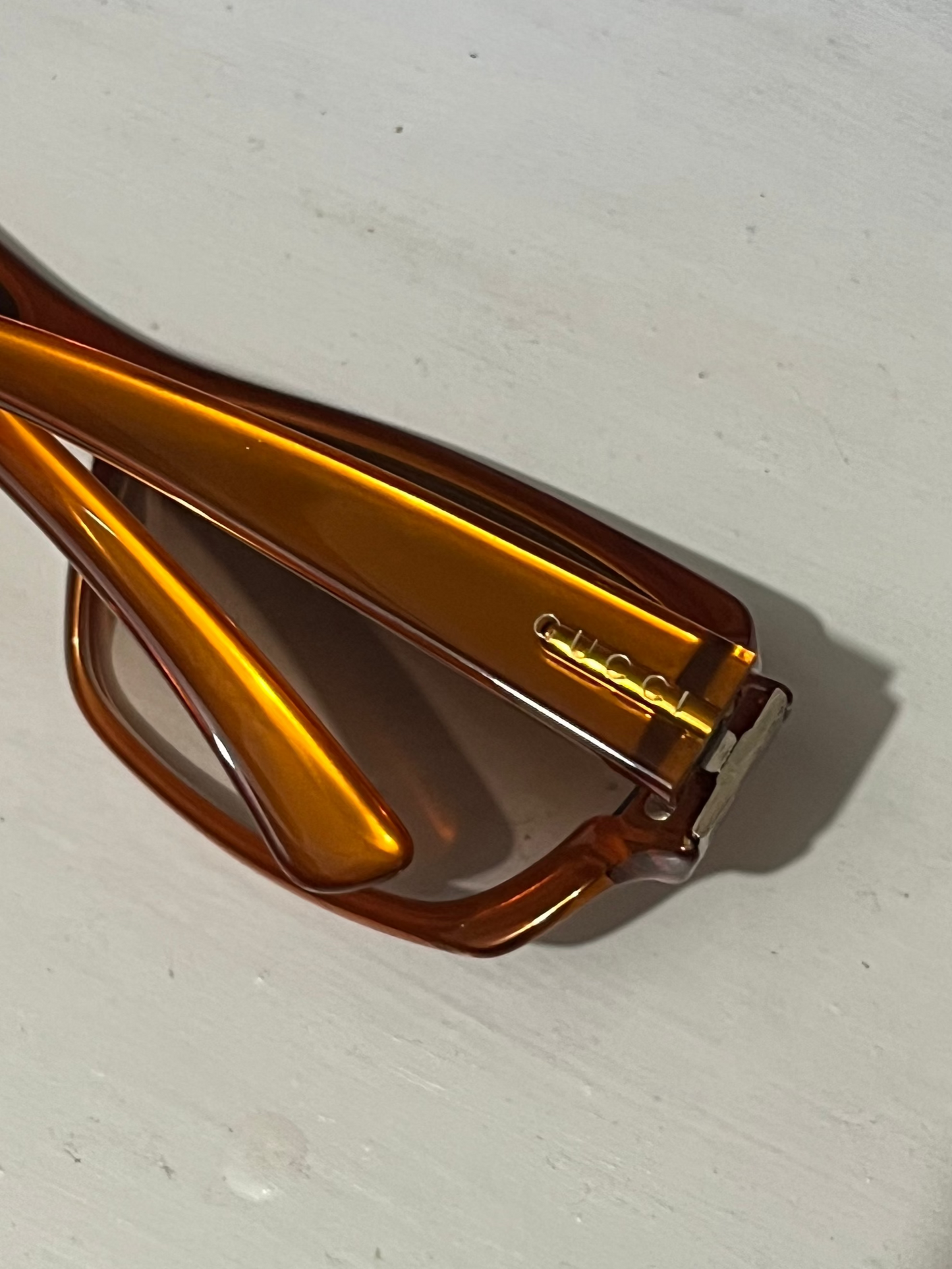 no 2379 / GUCCI