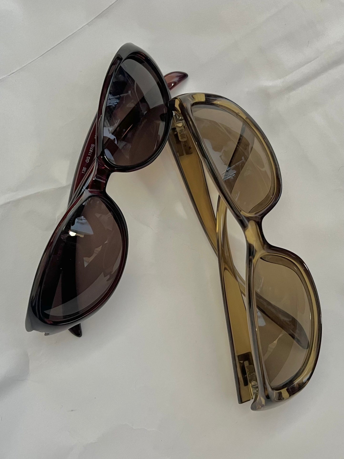 no 2383 / GUCCI