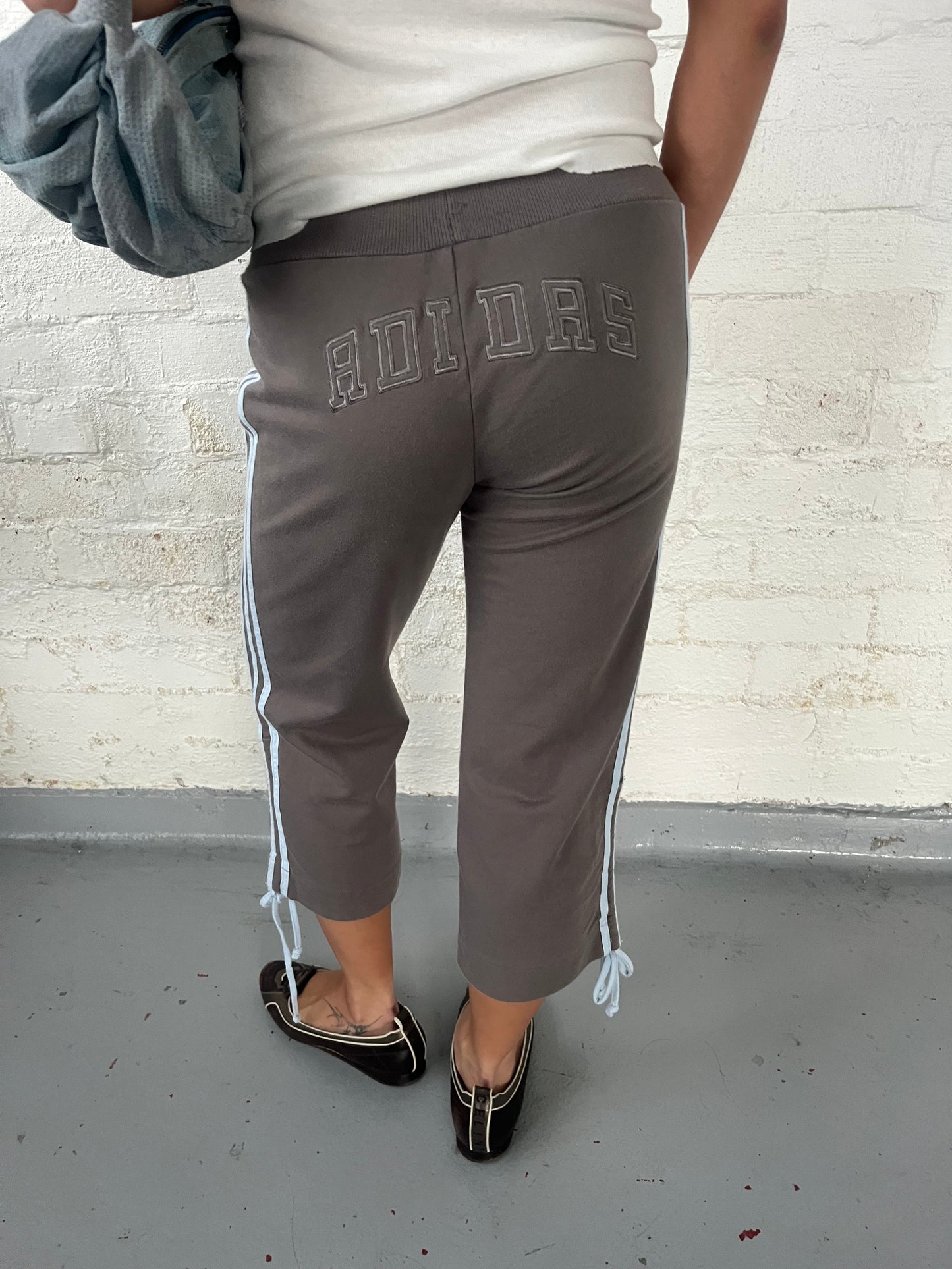 no 2390 / ADIDAS