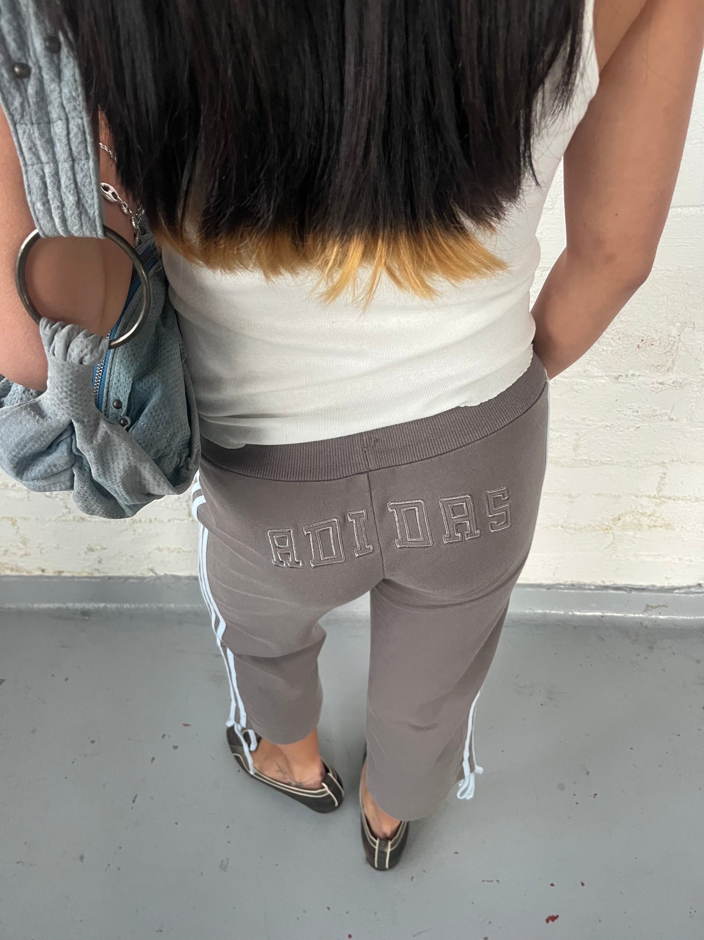 no 2390 / ADIDAS