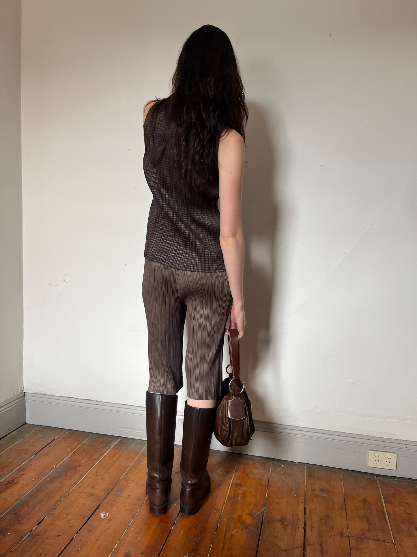 no 2489 / ISSEY MIYAKE PLEATS PLEASE