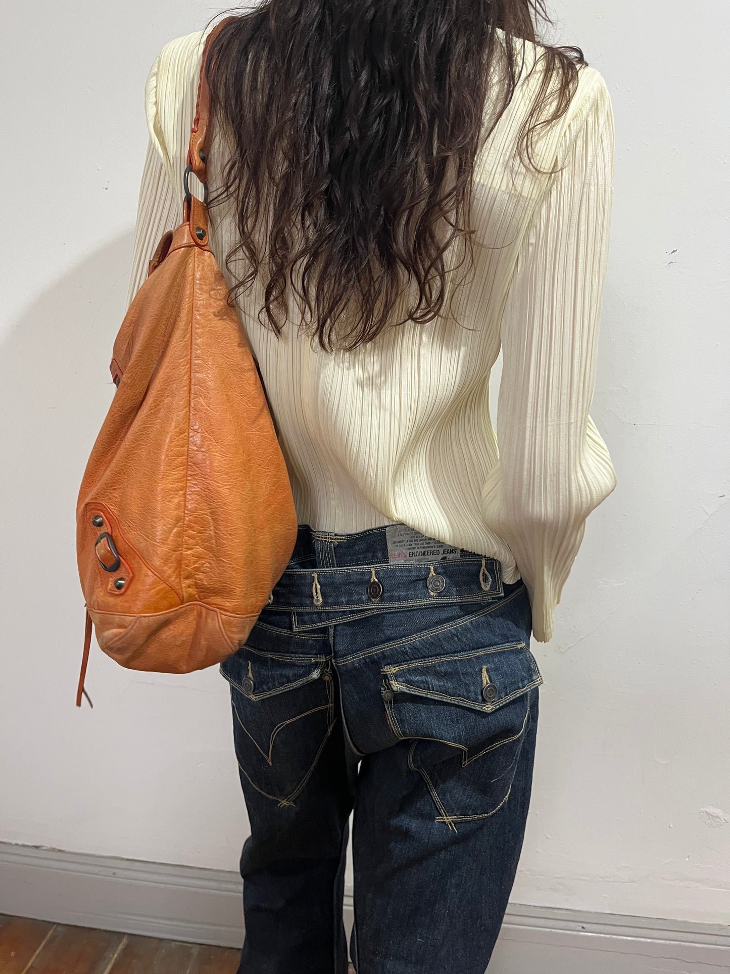 no 2493 / LEVIS ENGINEERED
