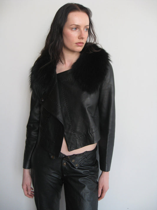 no 2389 / BCBG MAX AZRIA