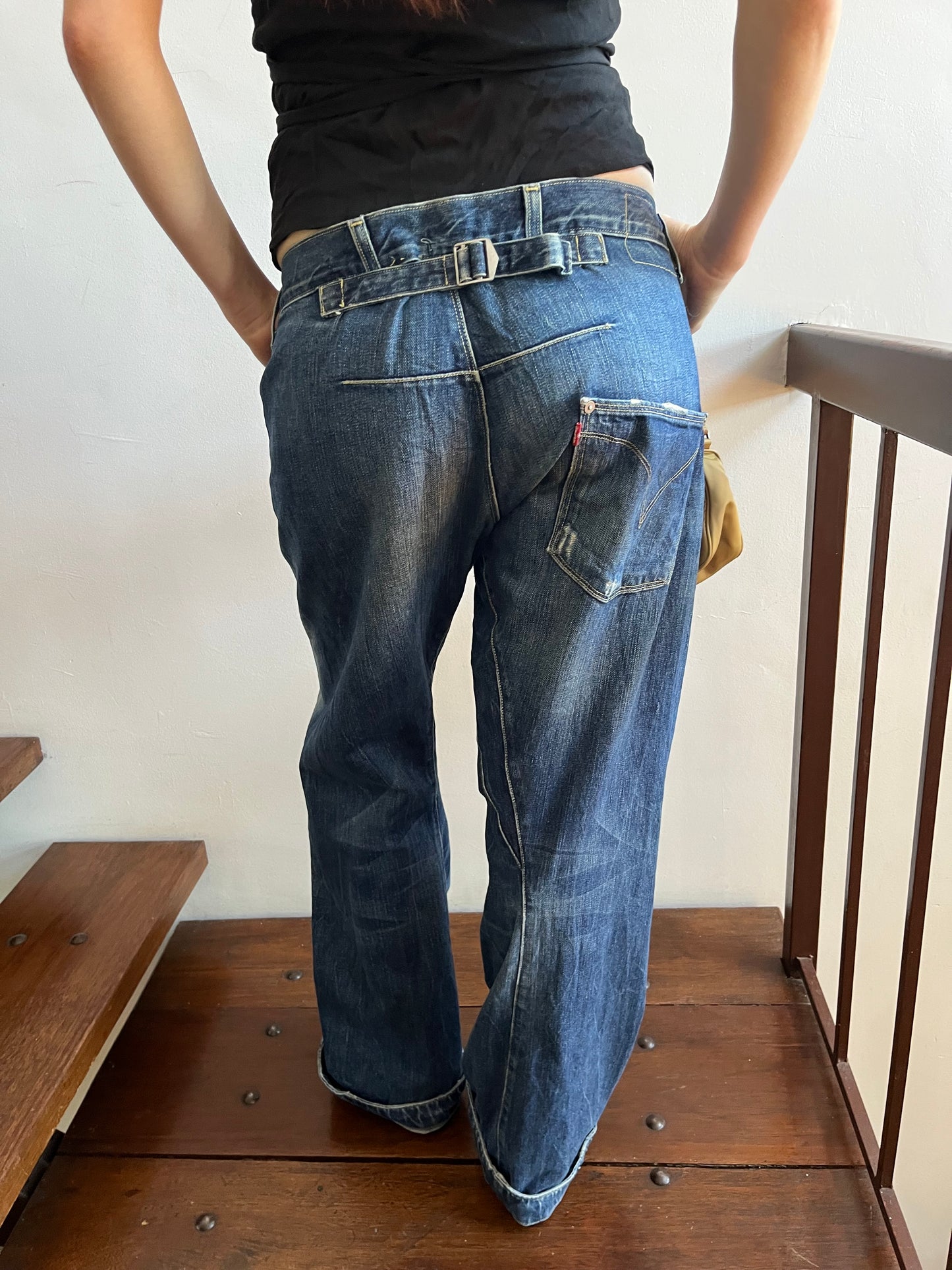 no 2413 / LEVIS ENGINEERED