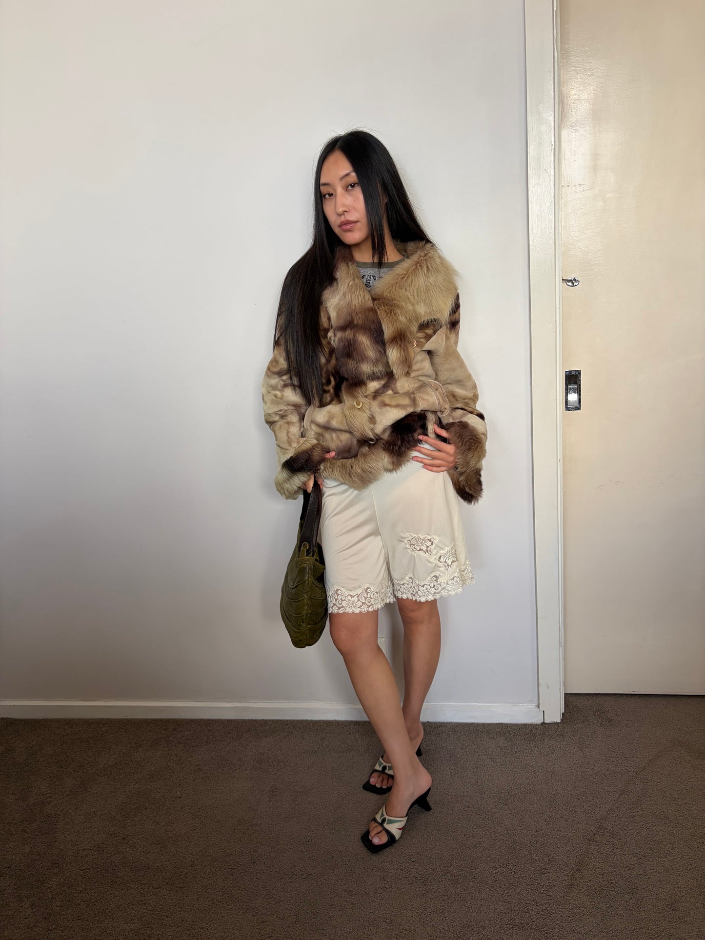 no 3196 / SHORTS