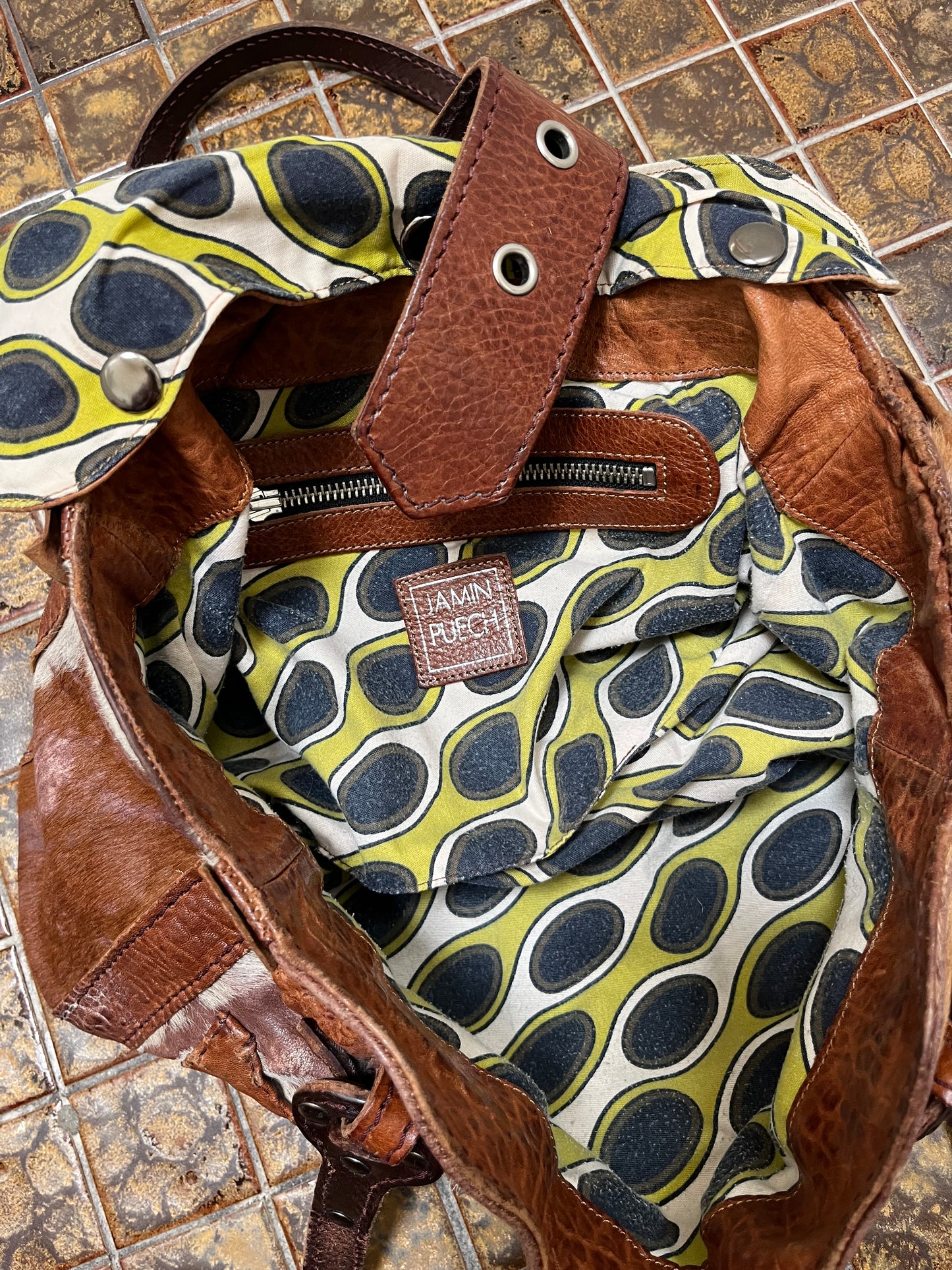 no 2390 / JAMIN PUECH