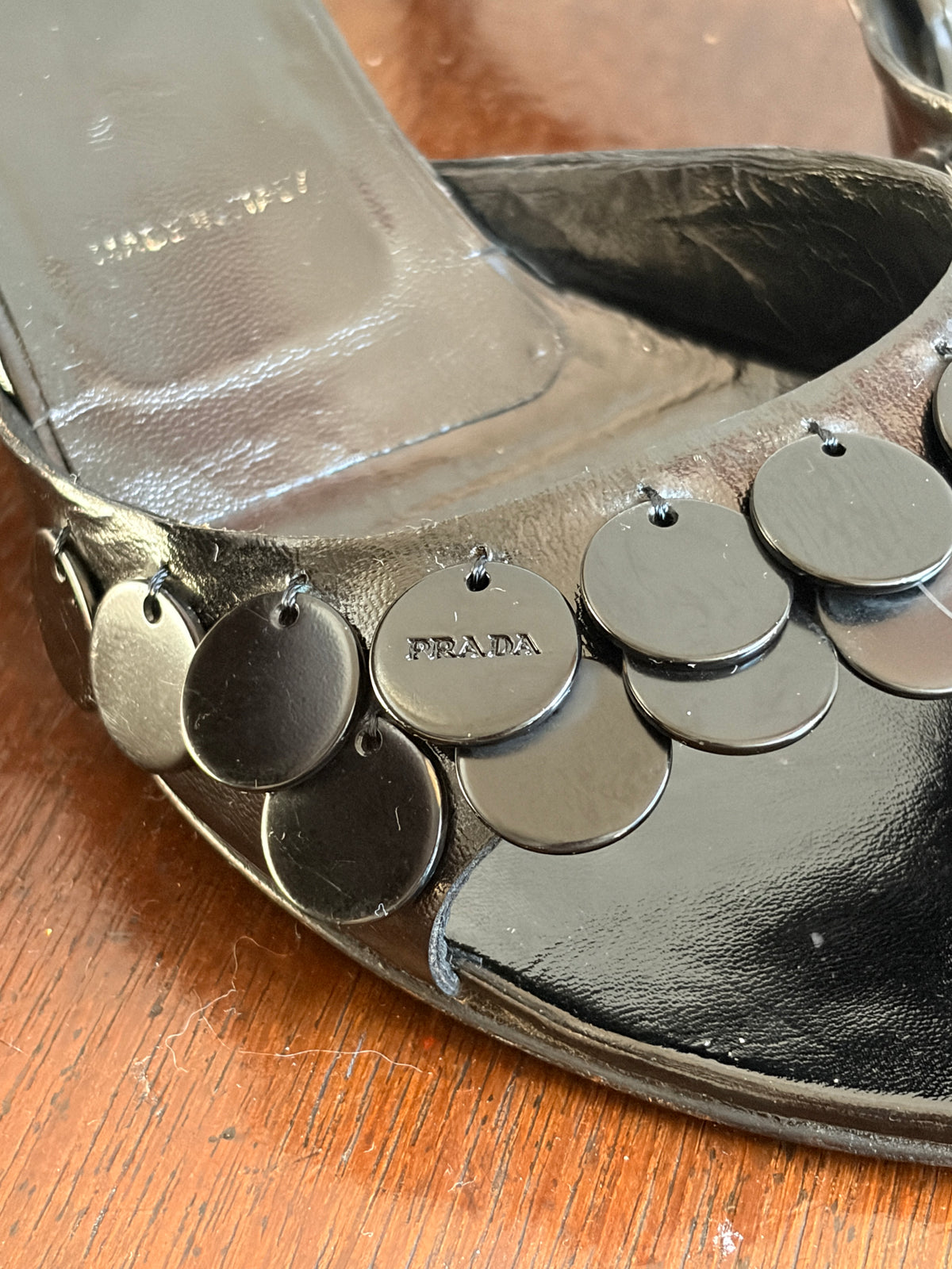no 3376 / PRADA 35