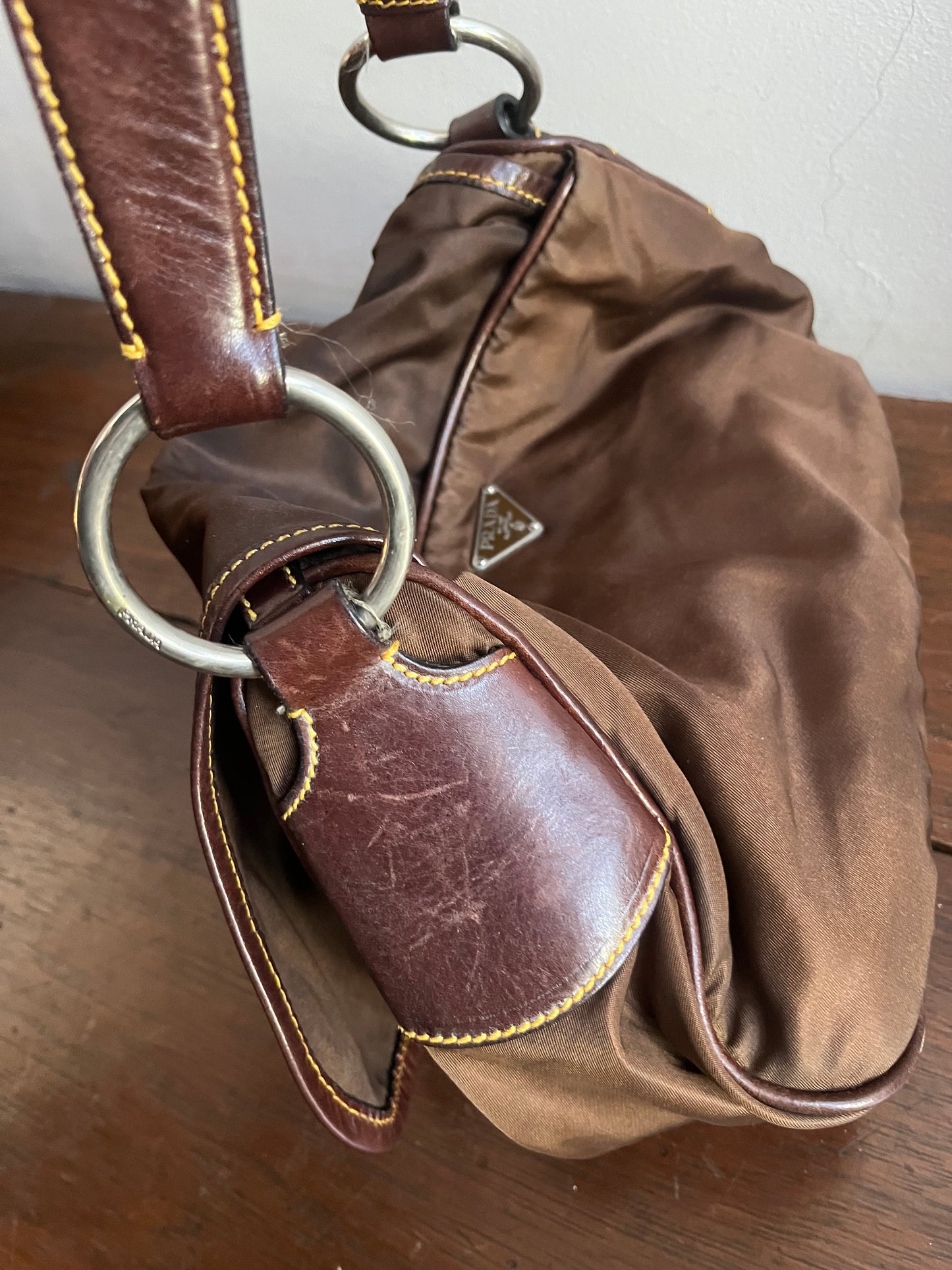 no 2504 / PRADA