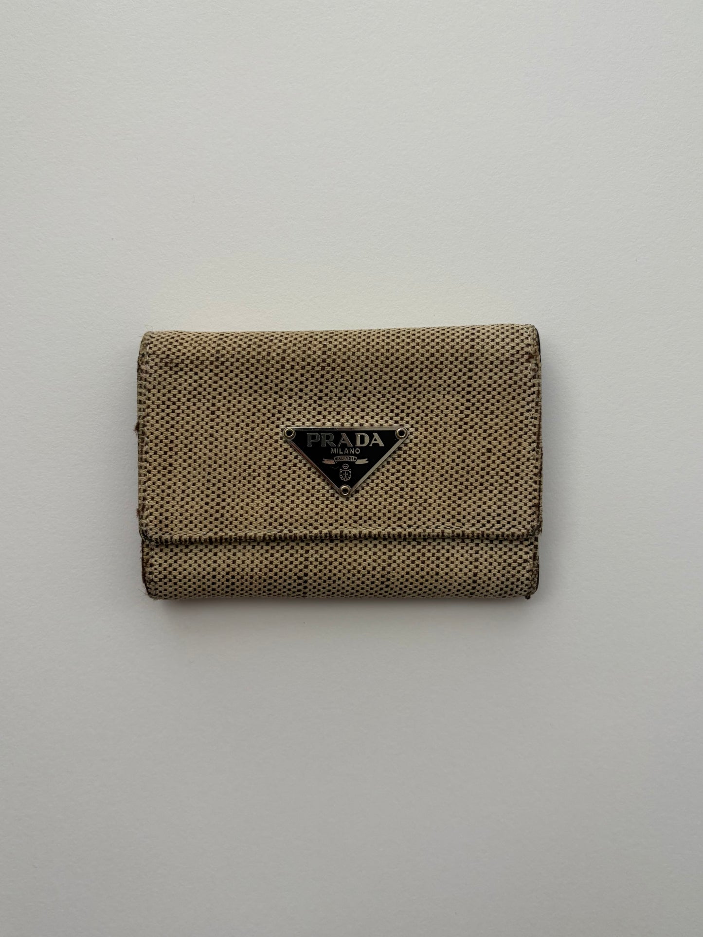 no 2993 / PRADA