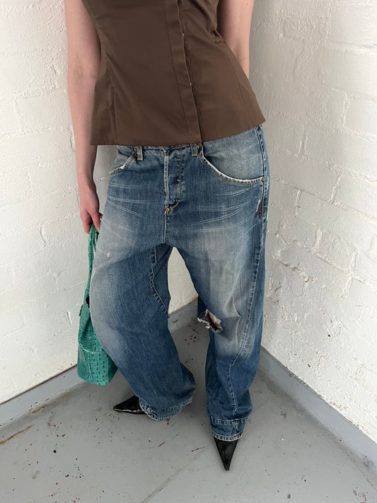 no 2400 / LEVIS ENGINEERED