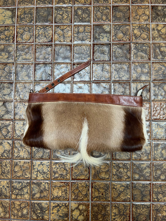 no 2407 / FUR