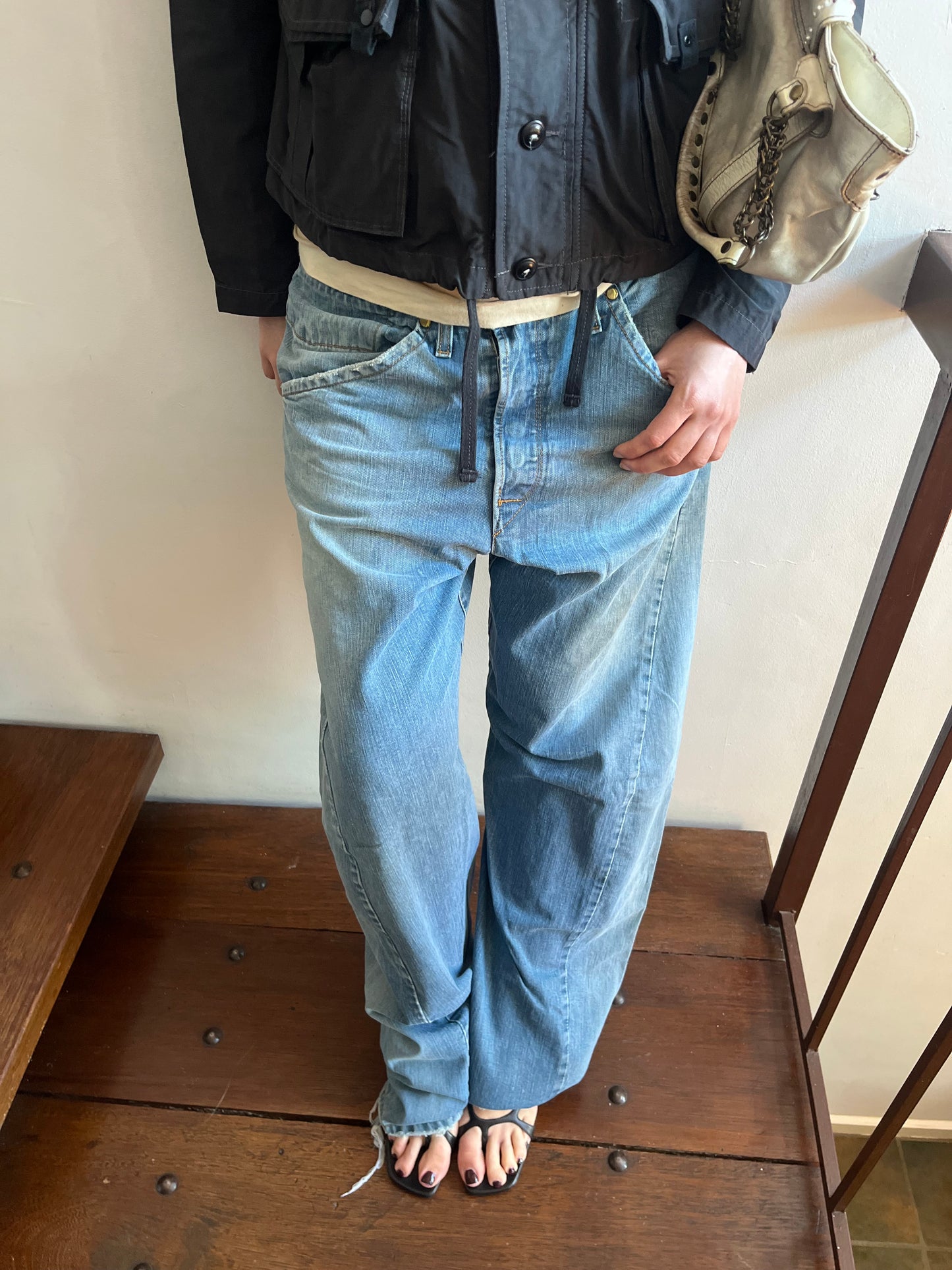 no 2412 / LEVIS ENGINEERED