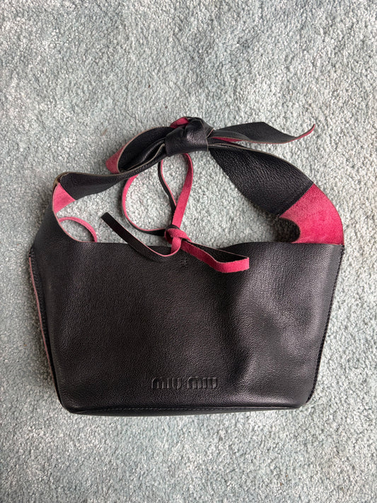no 2541 / MIU MIU