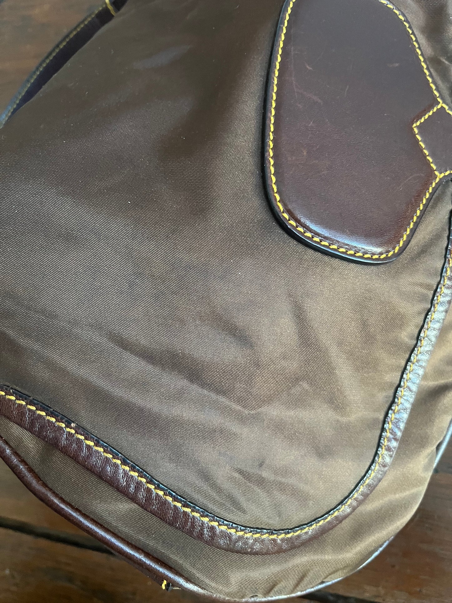 no 2504 / PRADA