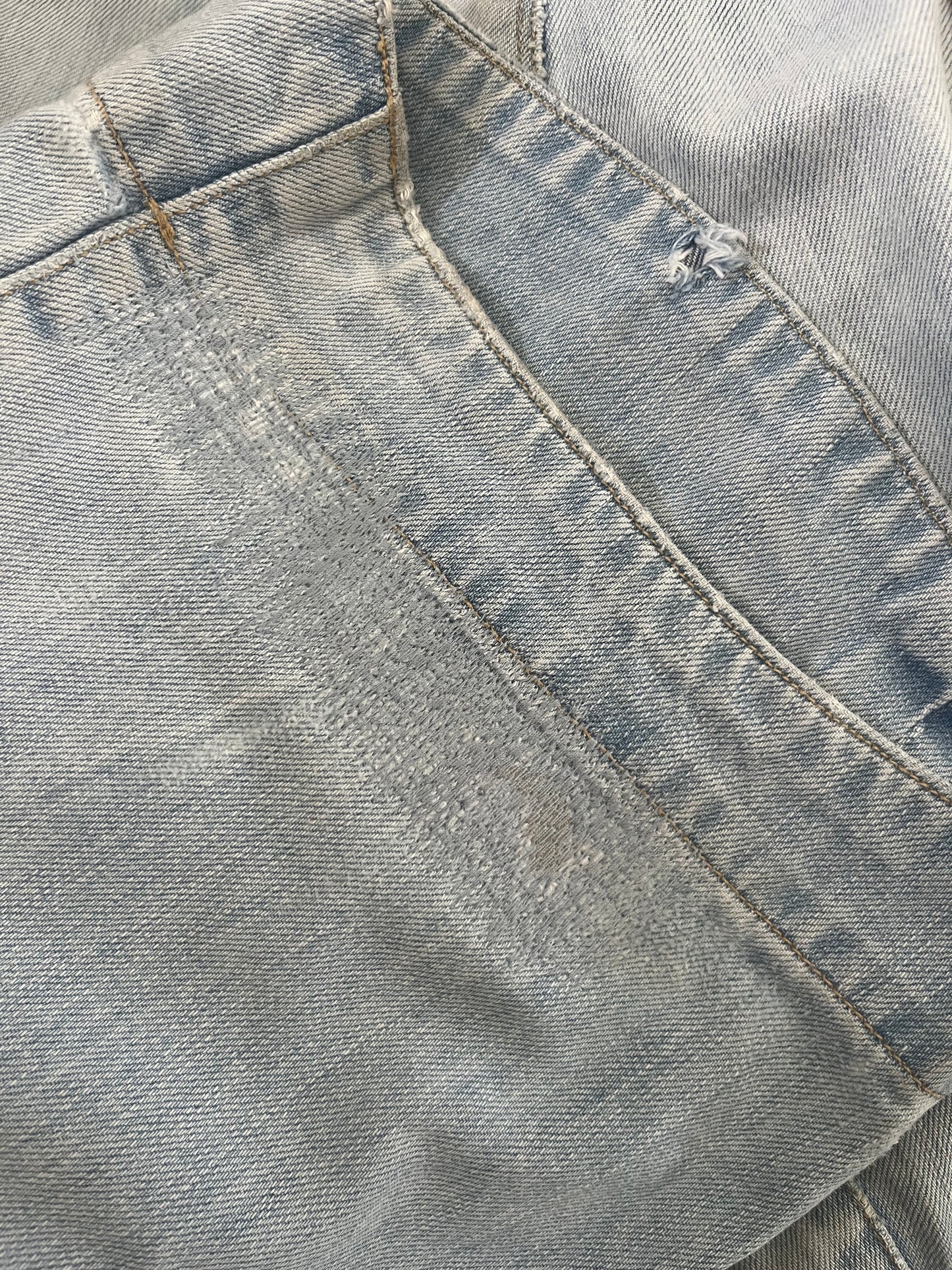 no 2400 / LEVIS ENGINEERED