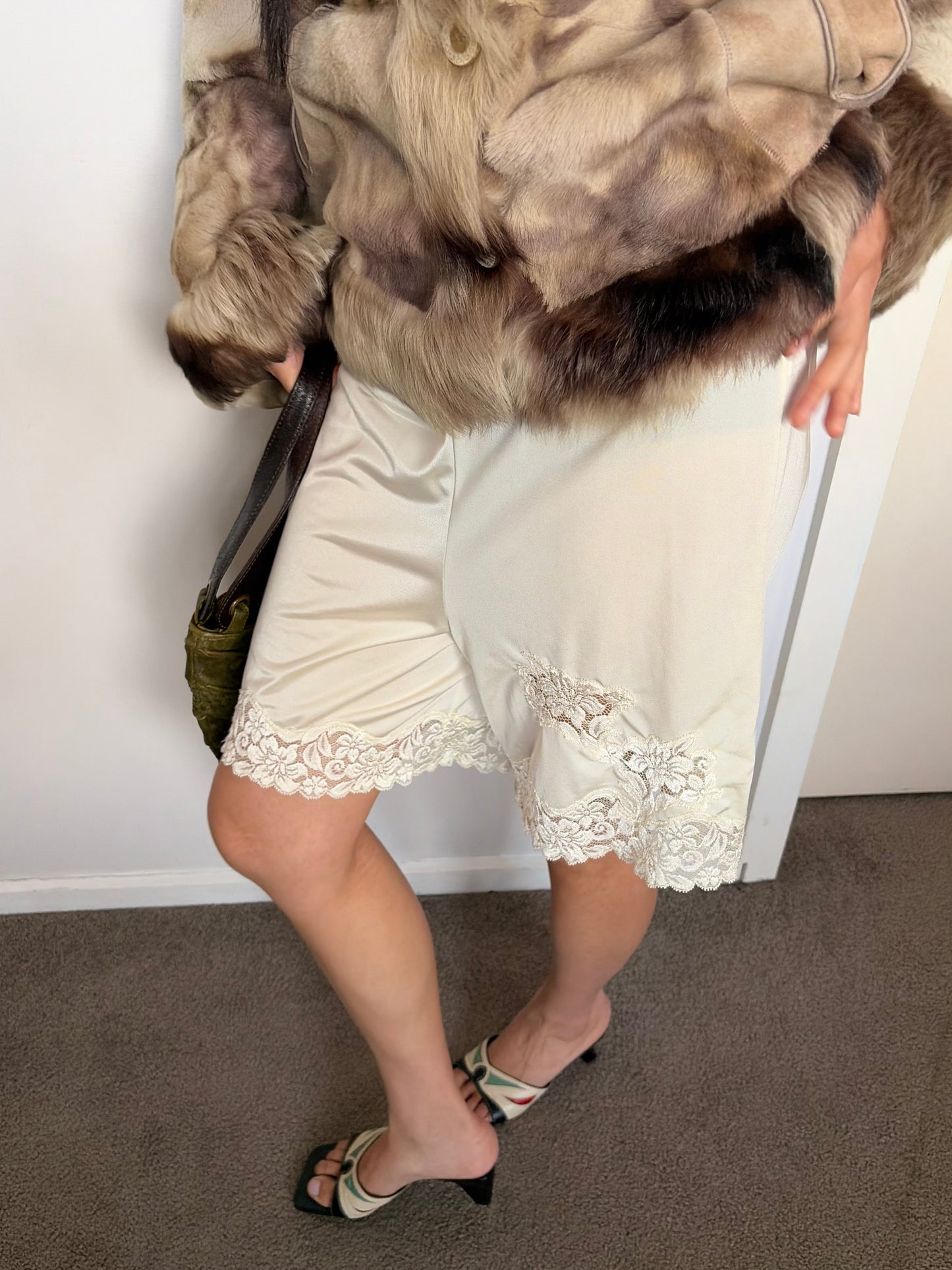 no 3196 / SHORTS