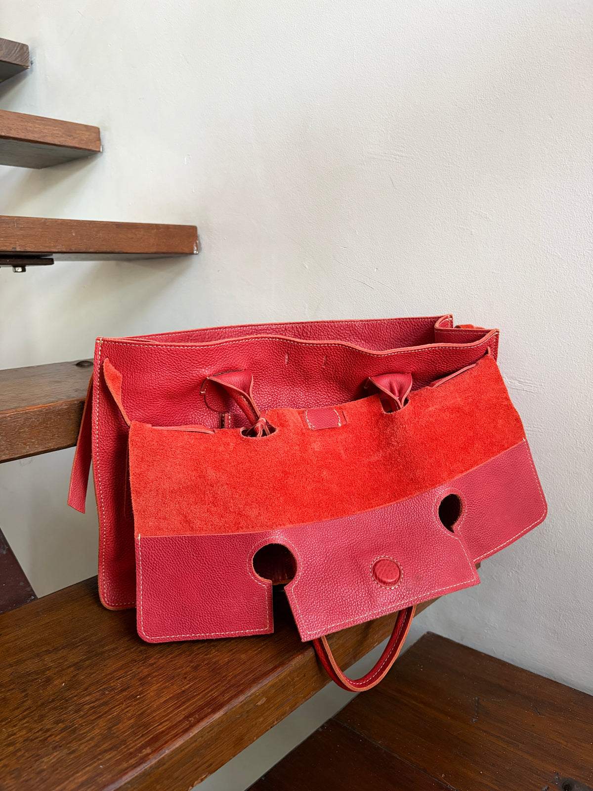 no 3282 / RED