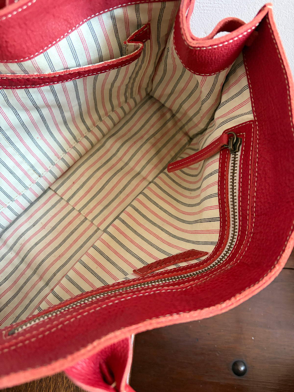 no 3282 / RED