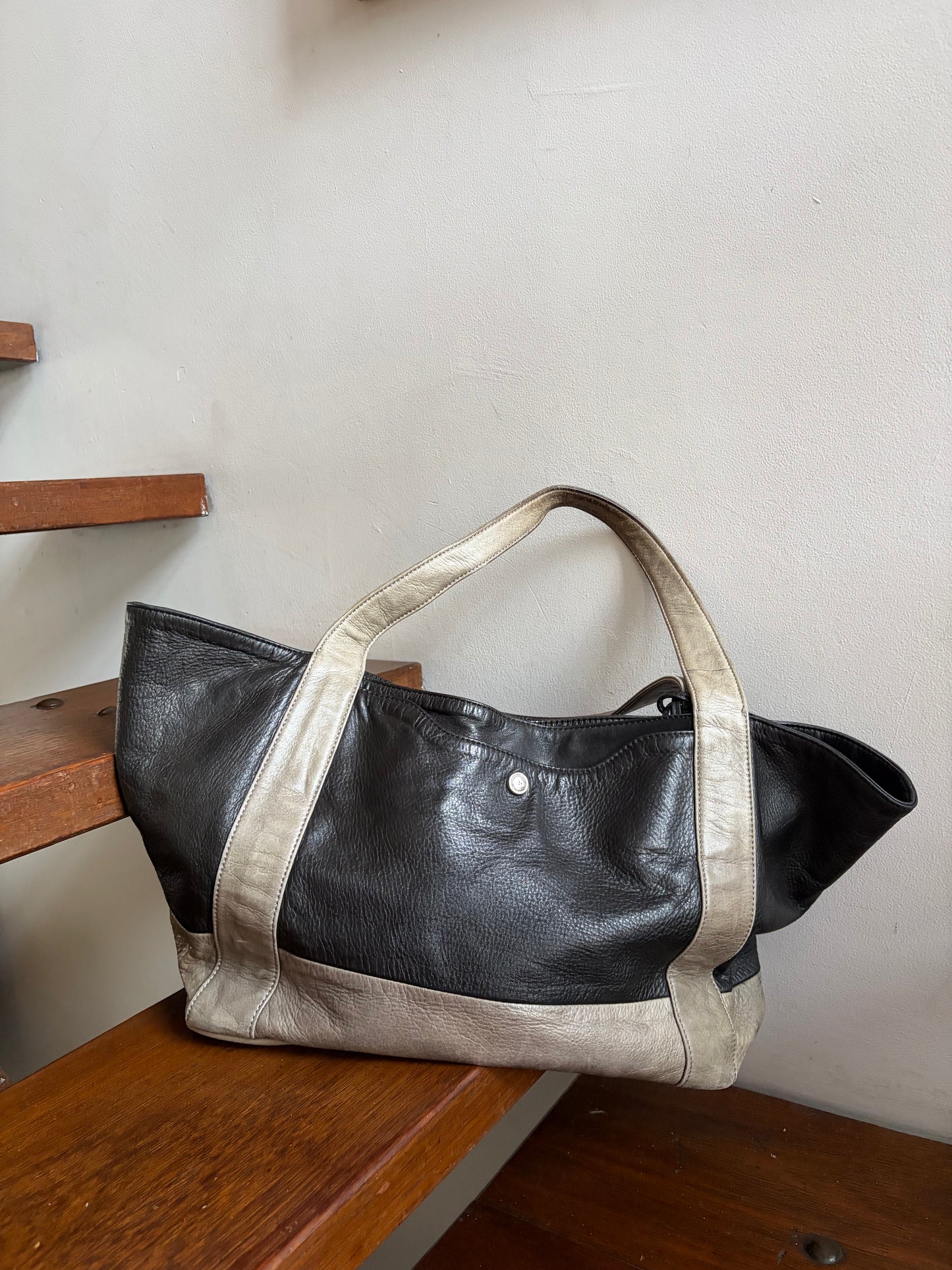 no 3148 / LEATHER BAG