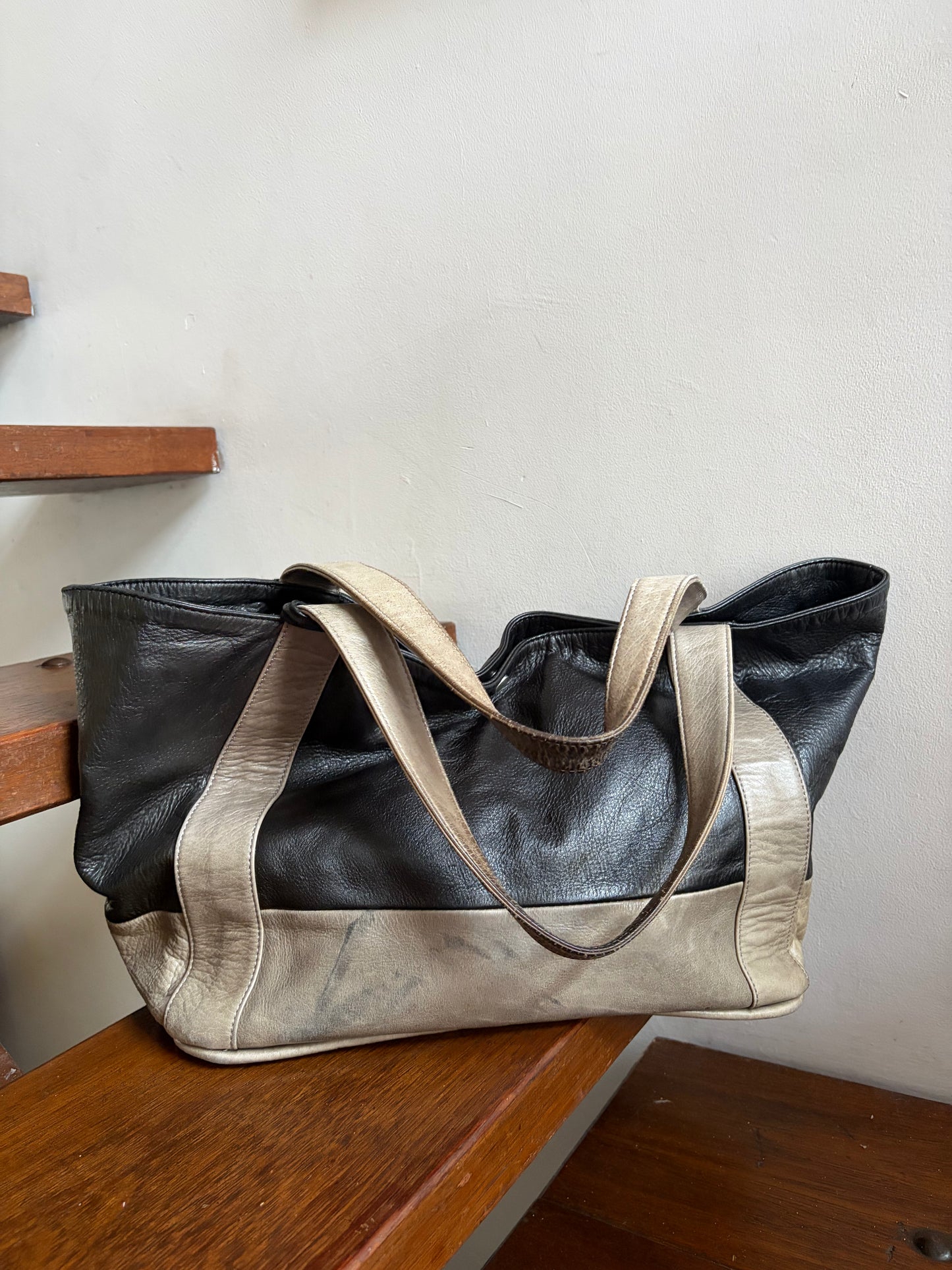 no 3148 / LEATHER BAG