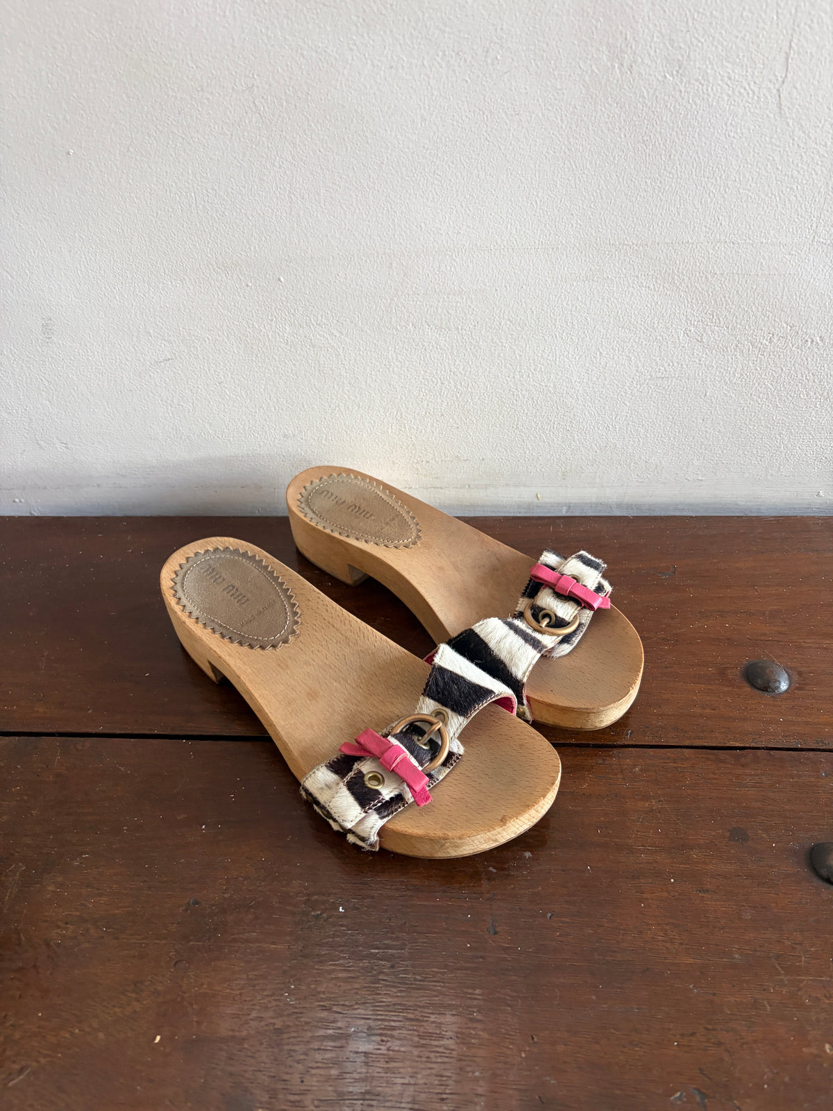 no 3241 / MIU MIU 37