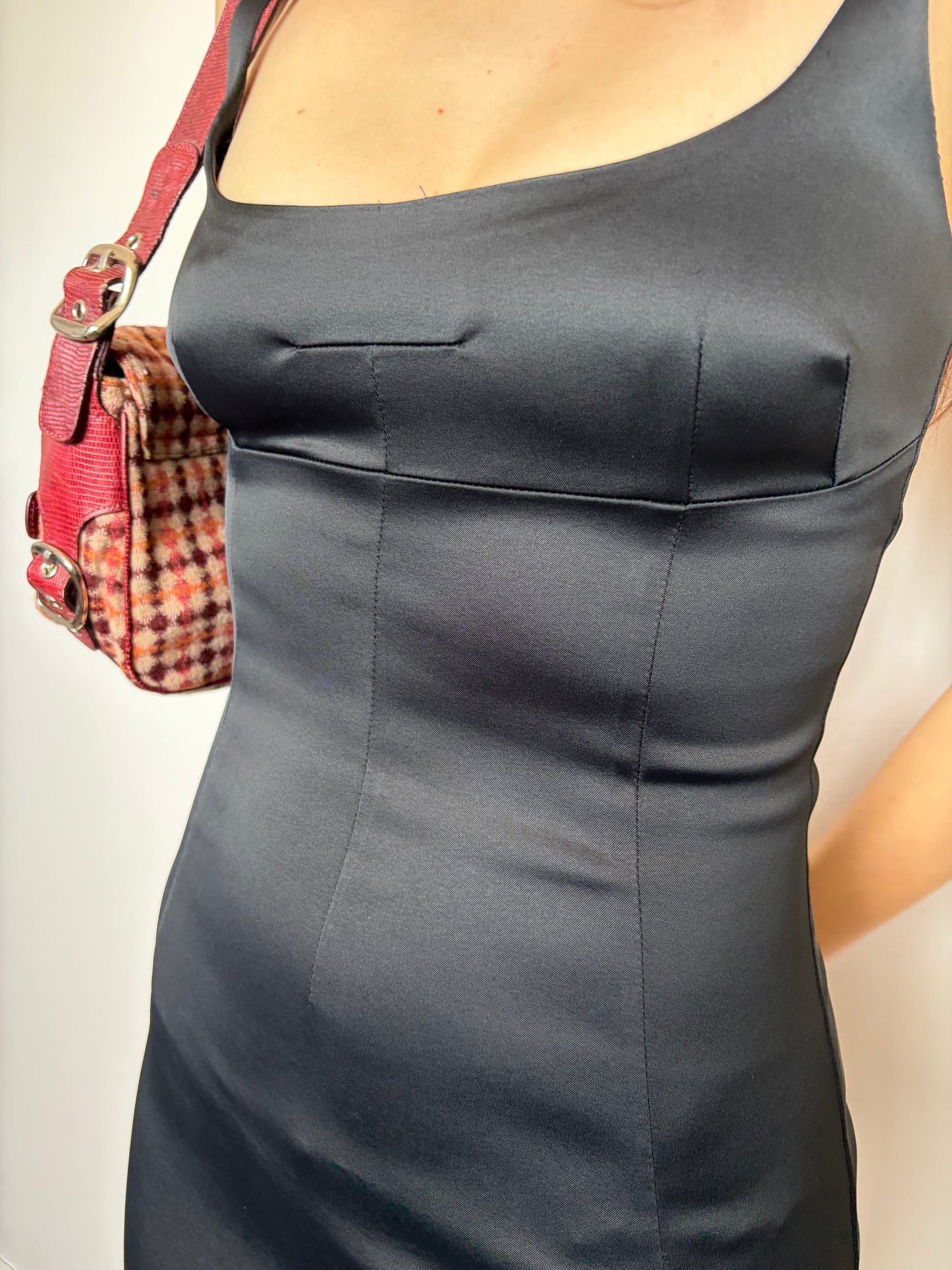 no 2488 / DOLCE & GABBANA