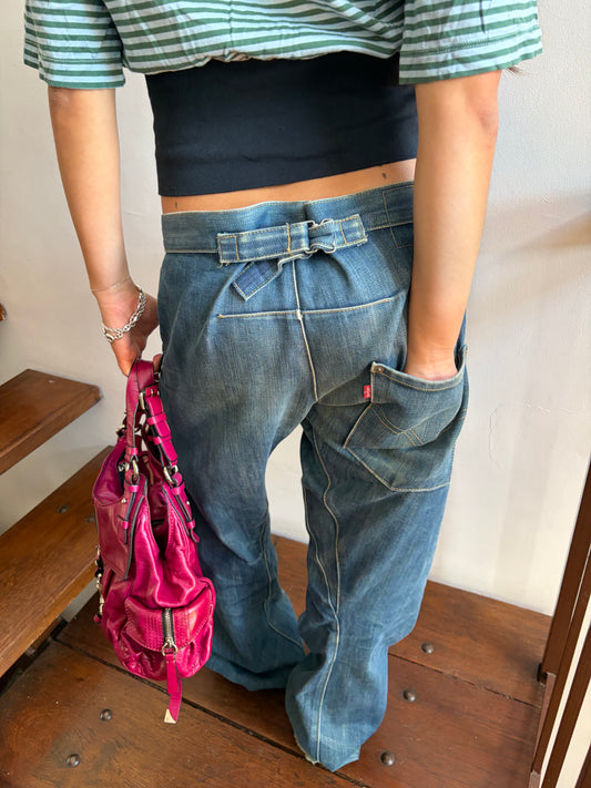 no 2551 / LEVIS ENGINEERED