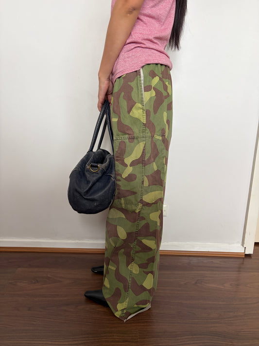 no 3344 / ARMY SURPLUS