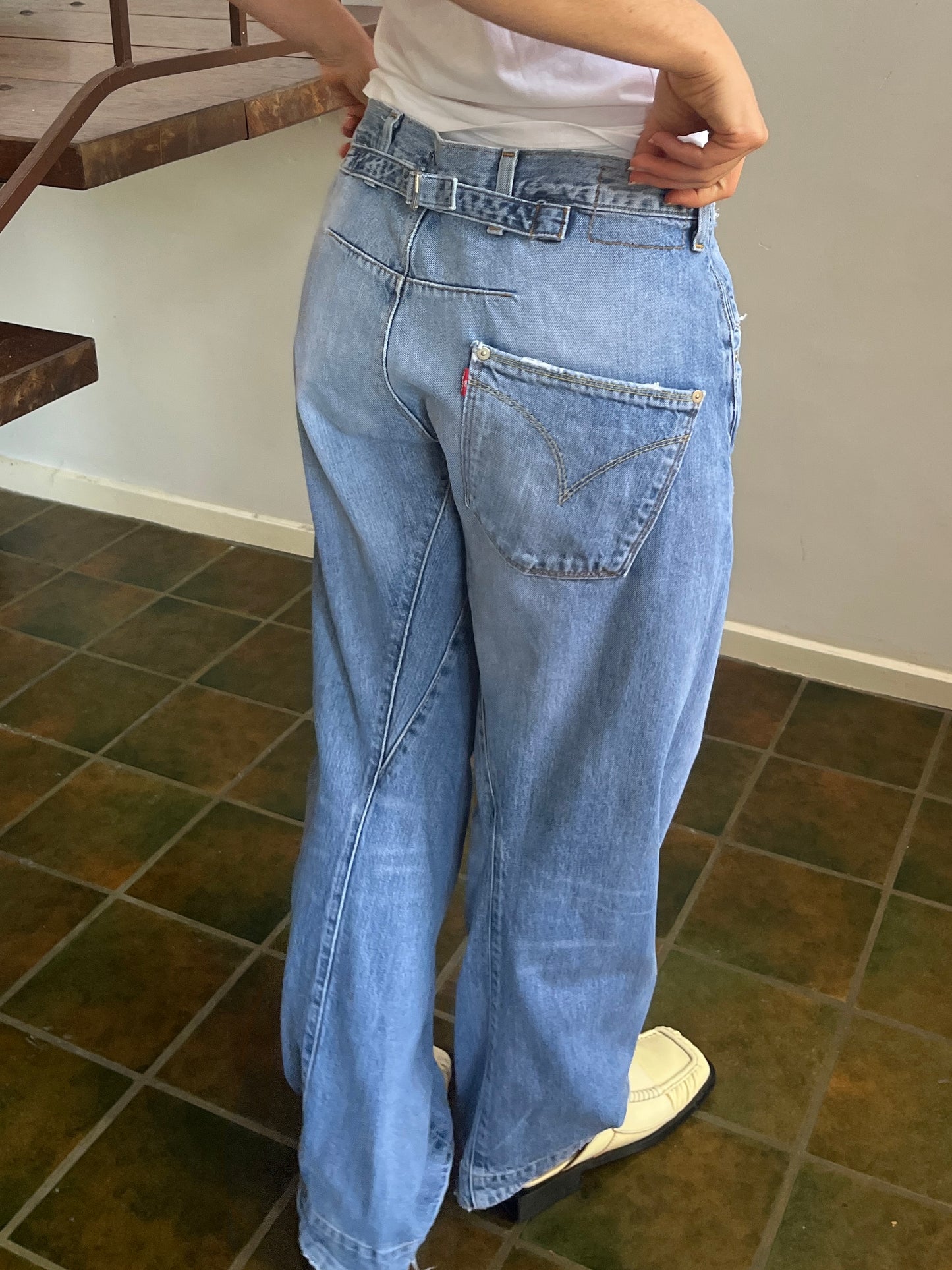 no 2401 / LEVIS ENGINEERED