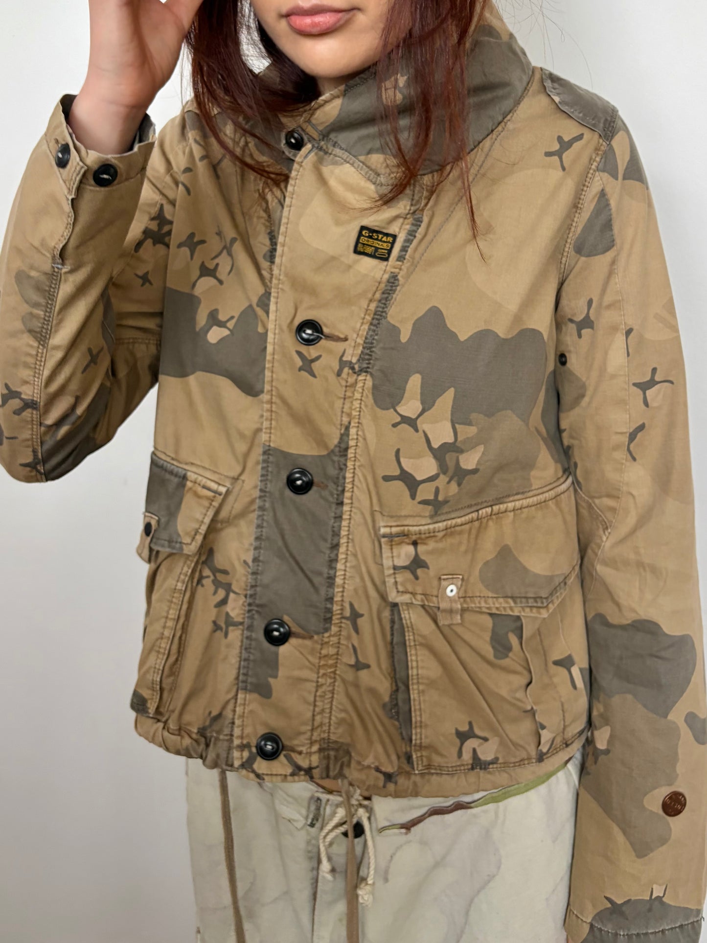 no 3085 / G-STAR