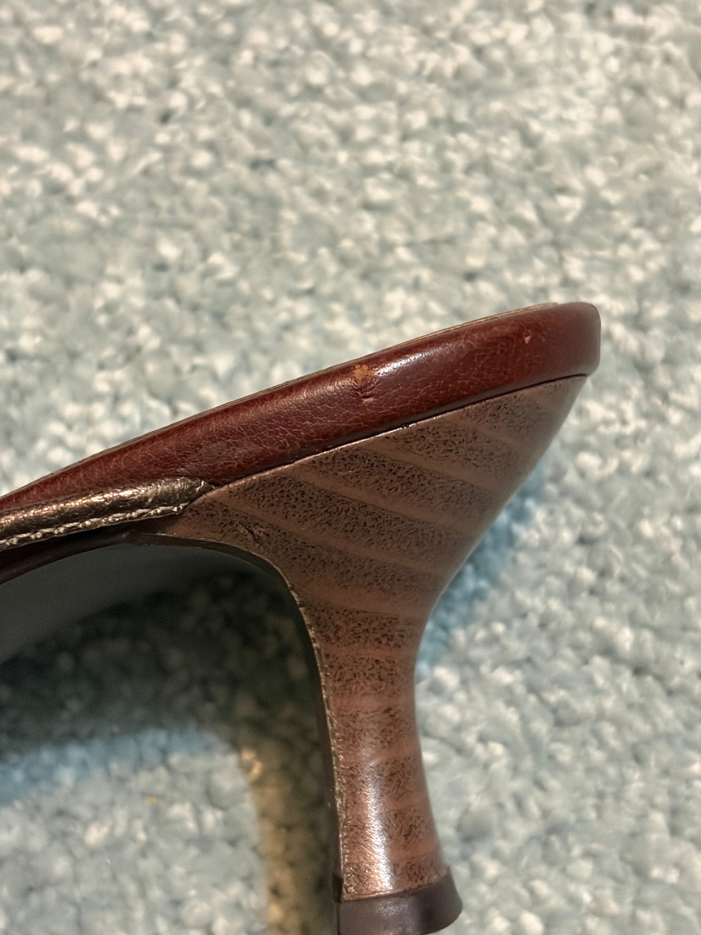 no 3081 / MULES