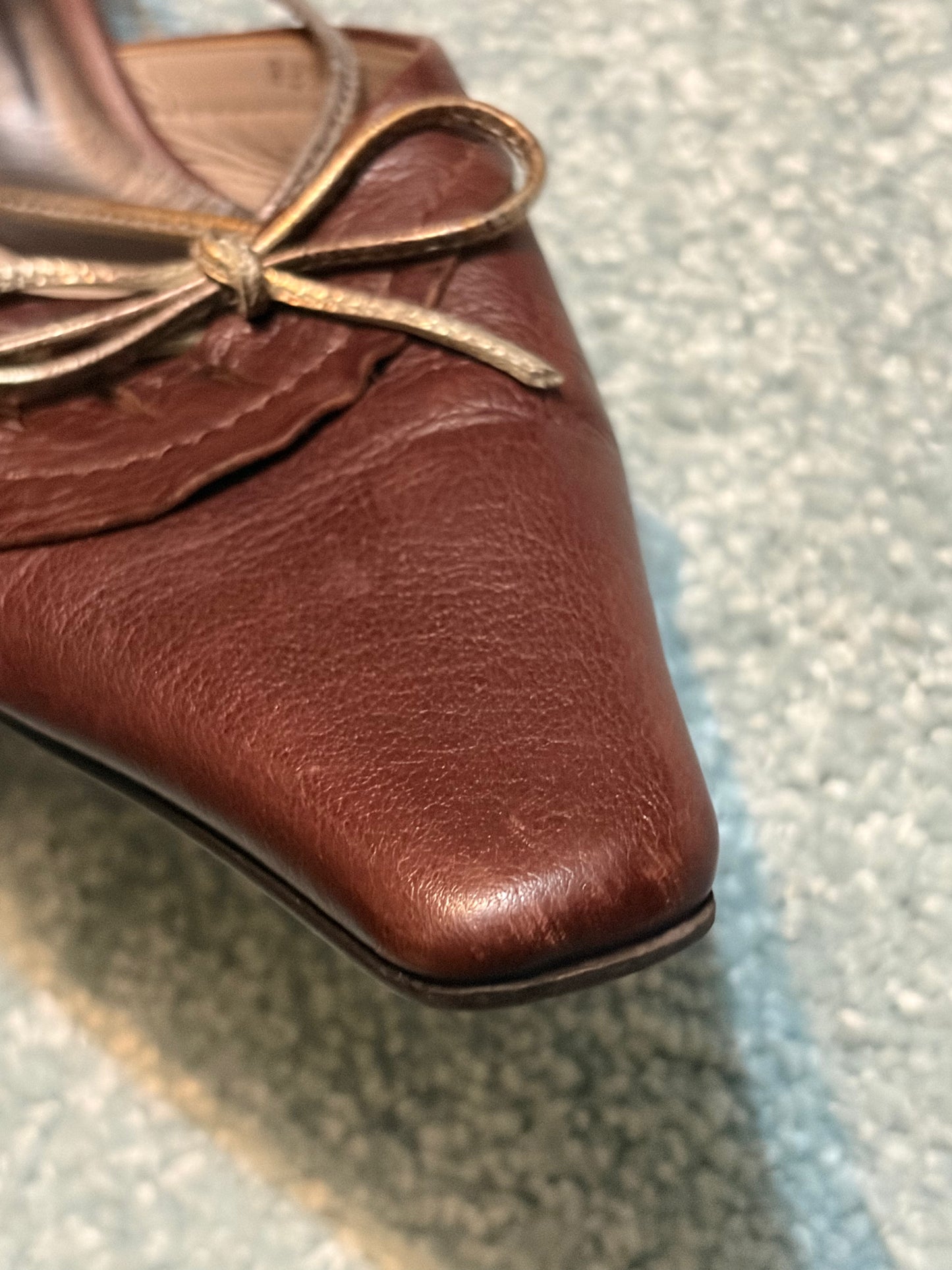 no 3081 / MULES