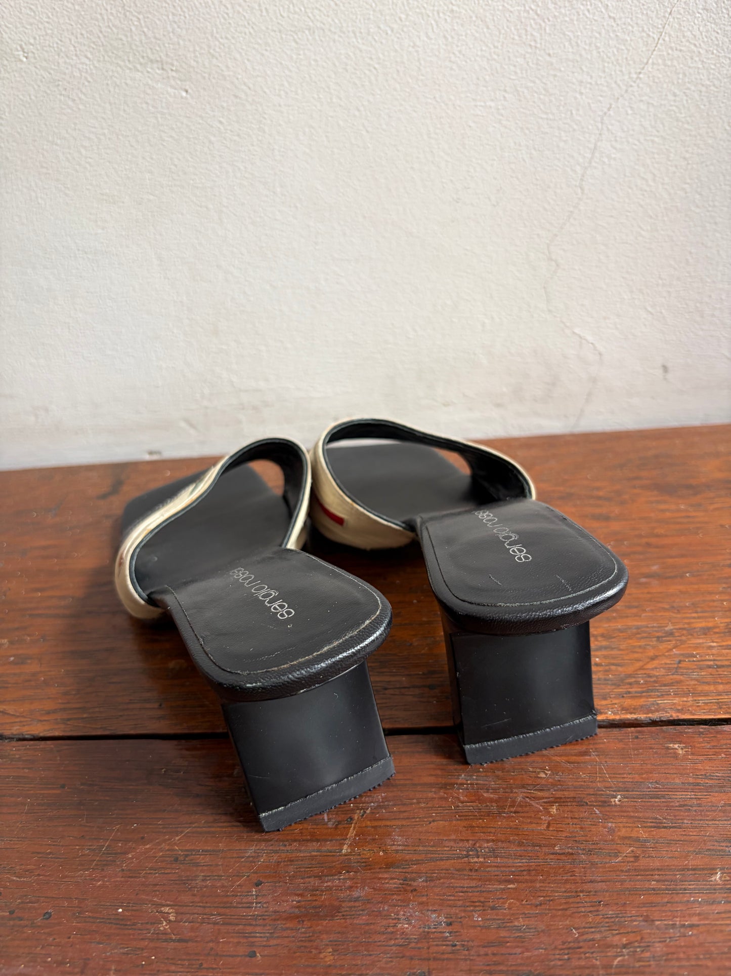 no 2576 / SERGIO ROSSI