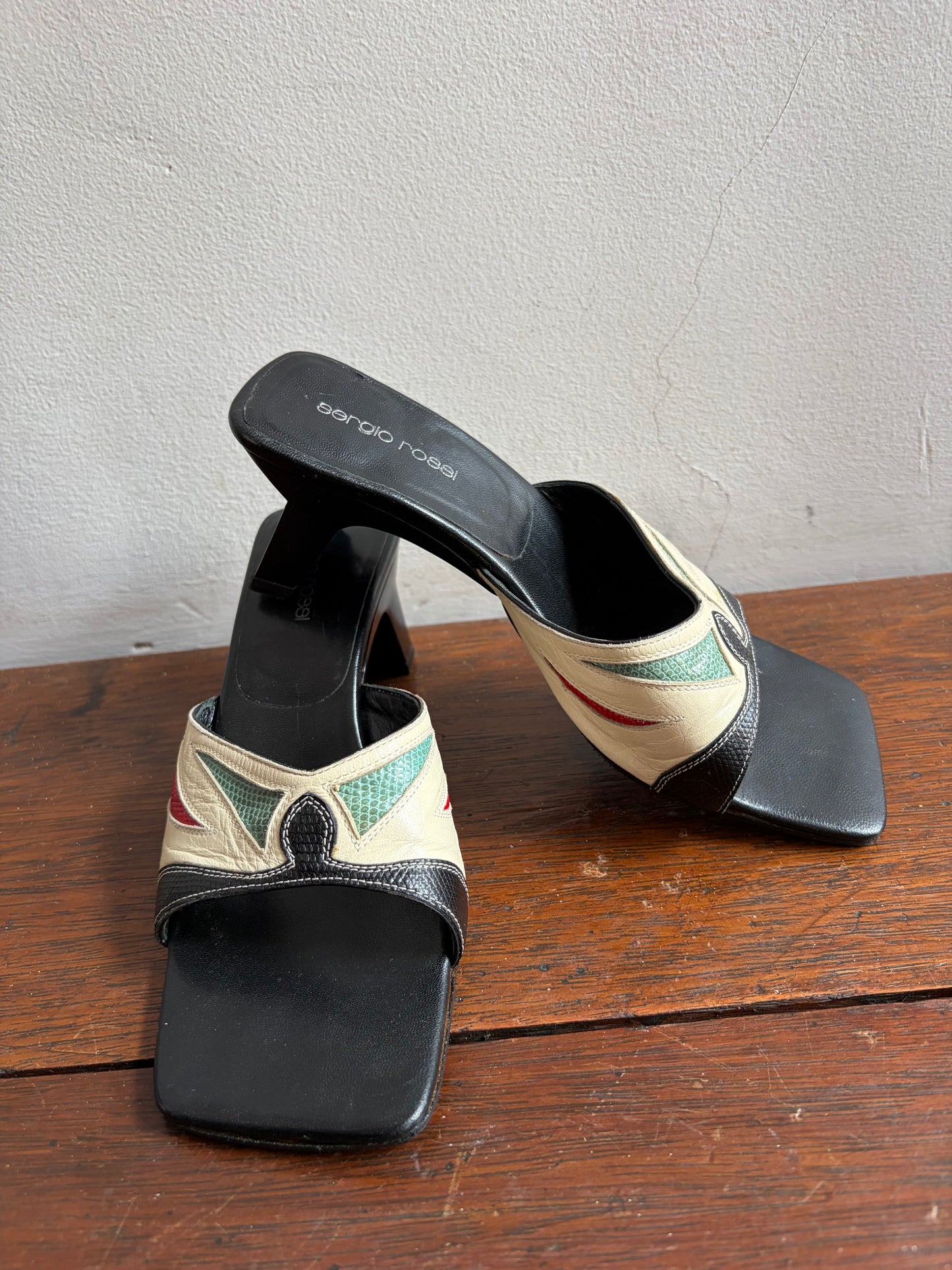 no 2576 / SERGIO ROSSI