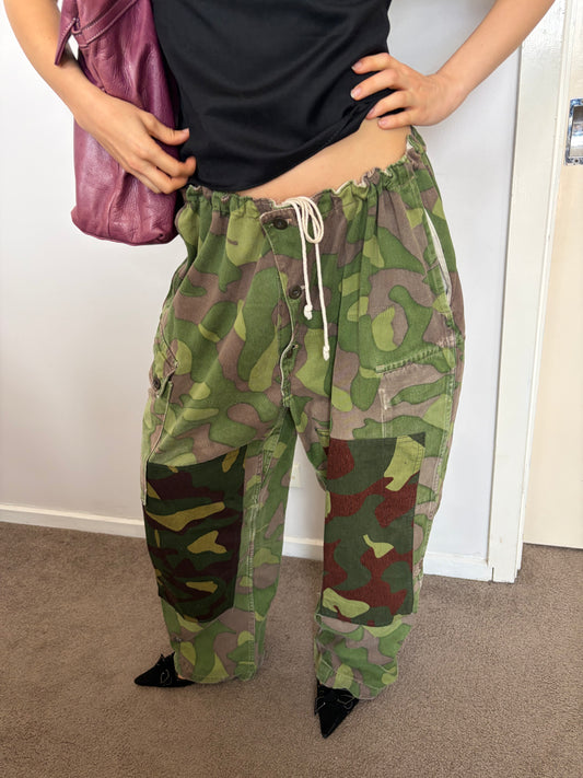 no 3100 / ARMY SURPLUS