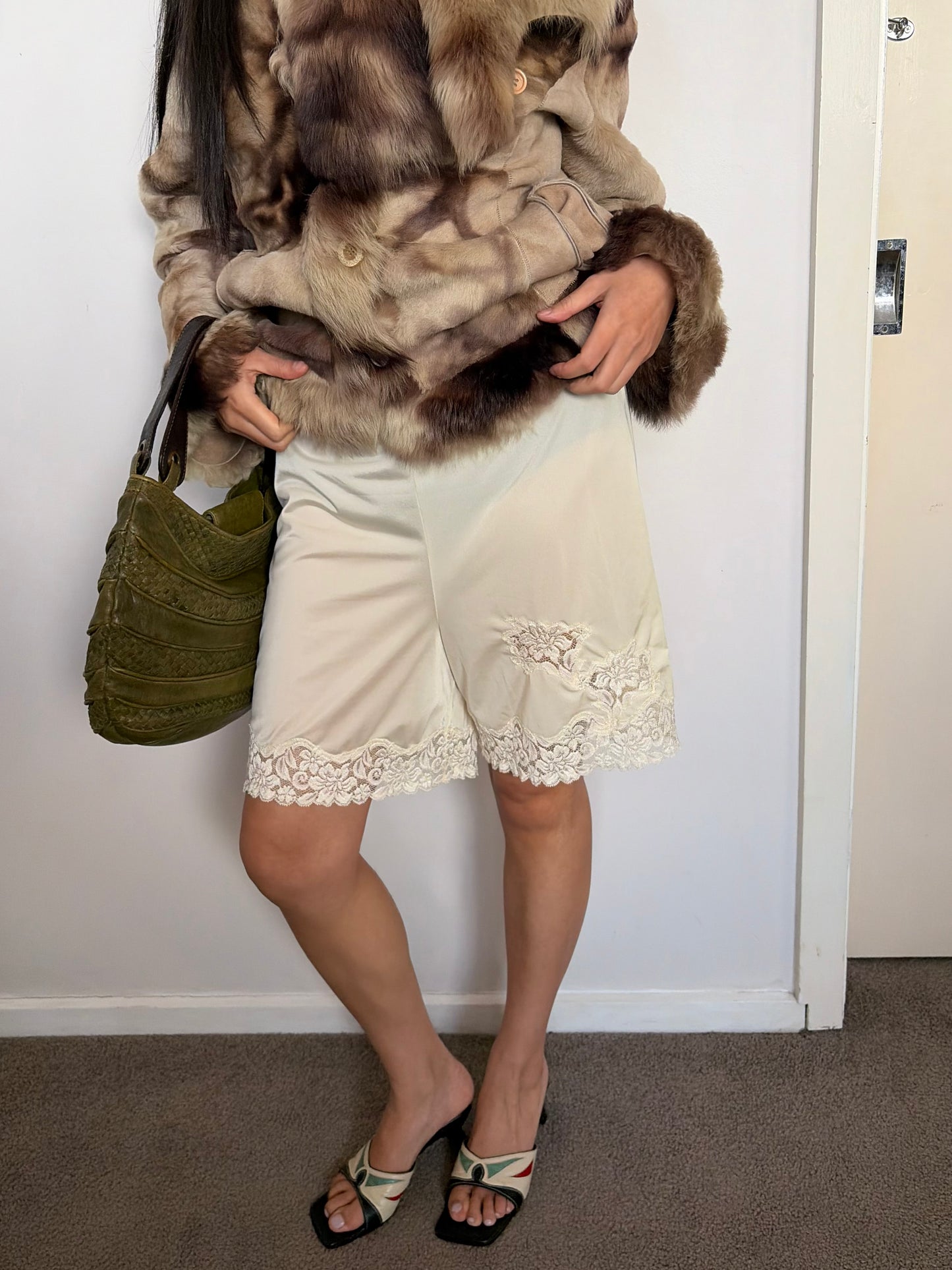 no 3196 / SHORTS