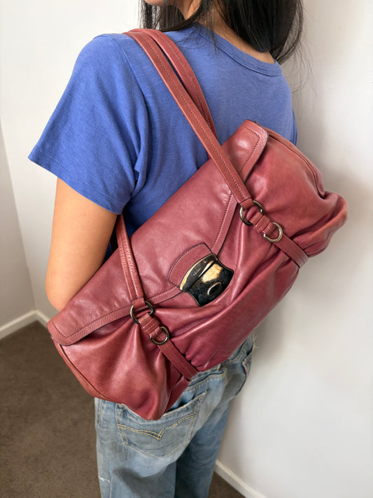 no 3208 / PRADA
