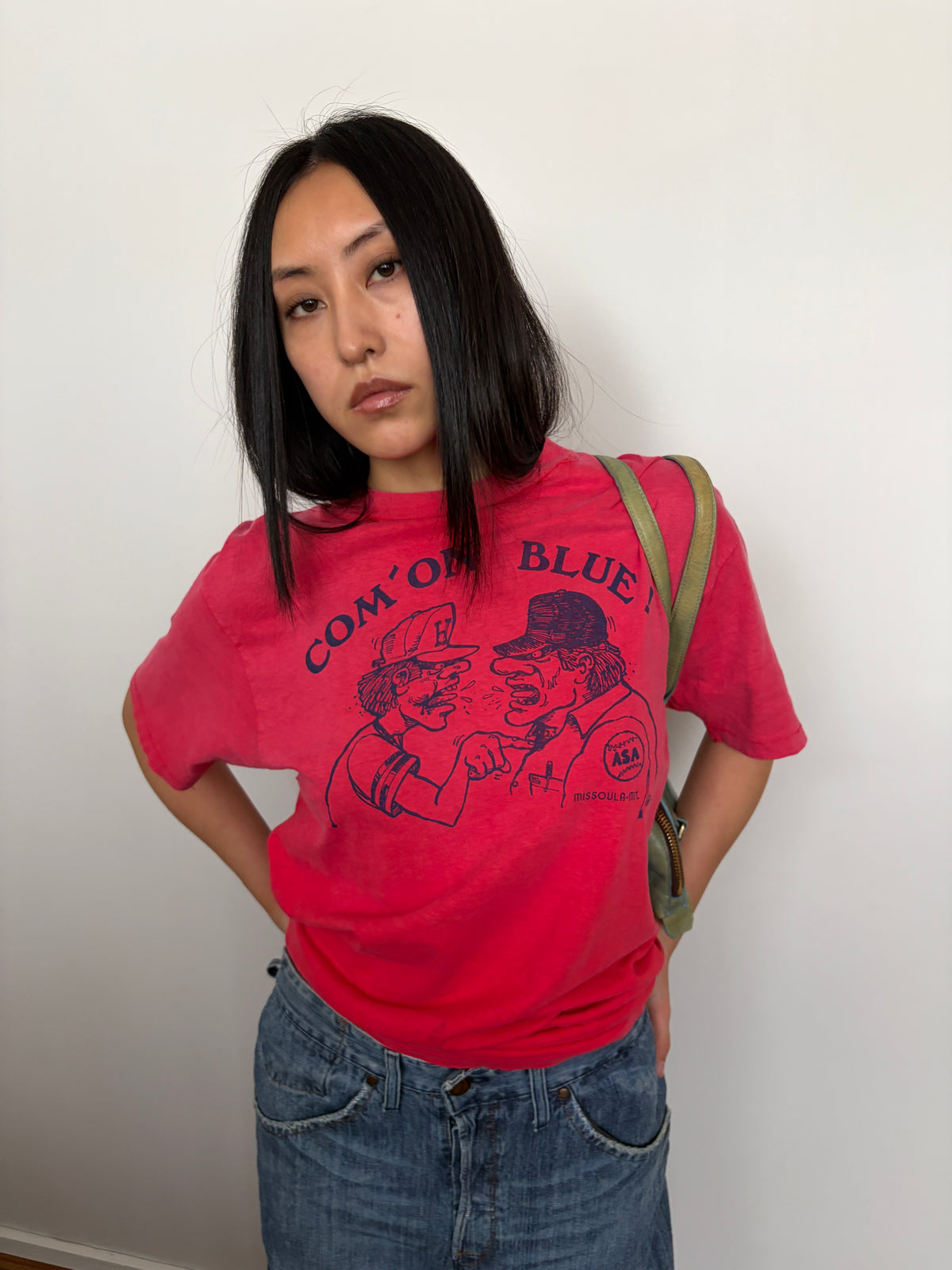 no 3377 / 80s TEE