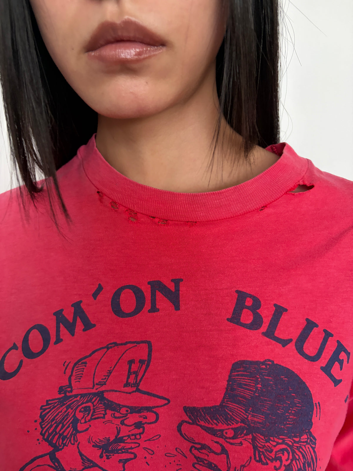 no 3377 / 80s TEE