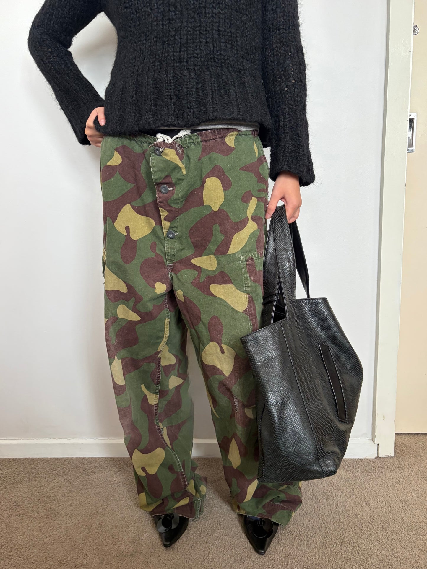 no 3174 / ARMY SURPLUS