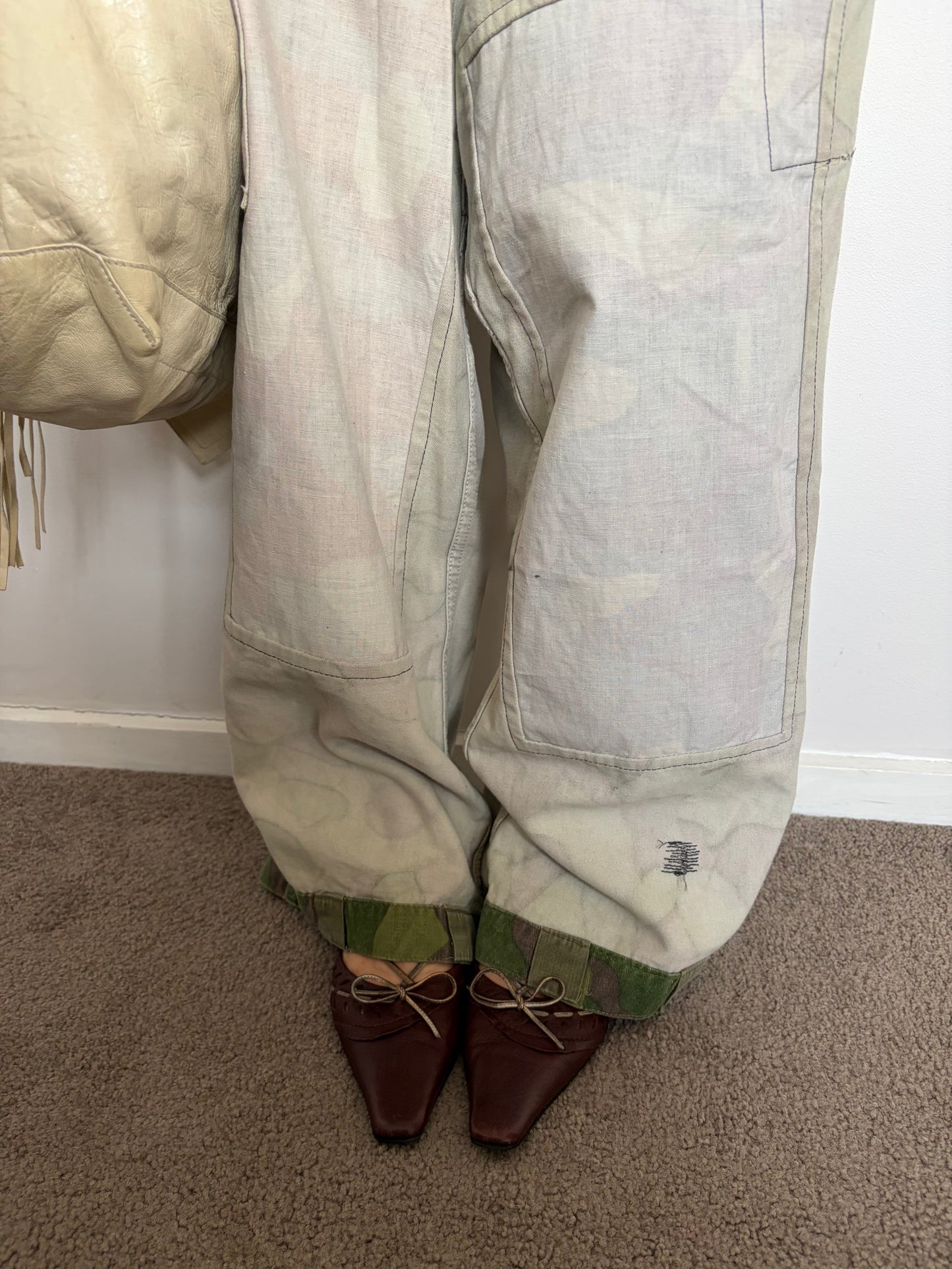 no 3100 / ARMY SURPLUS