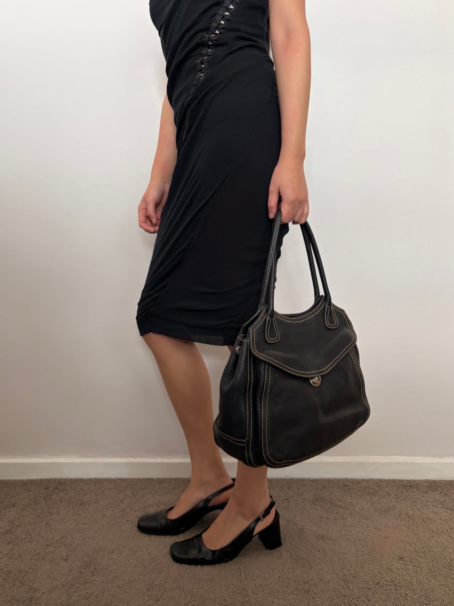 no 3261 / PRADA
