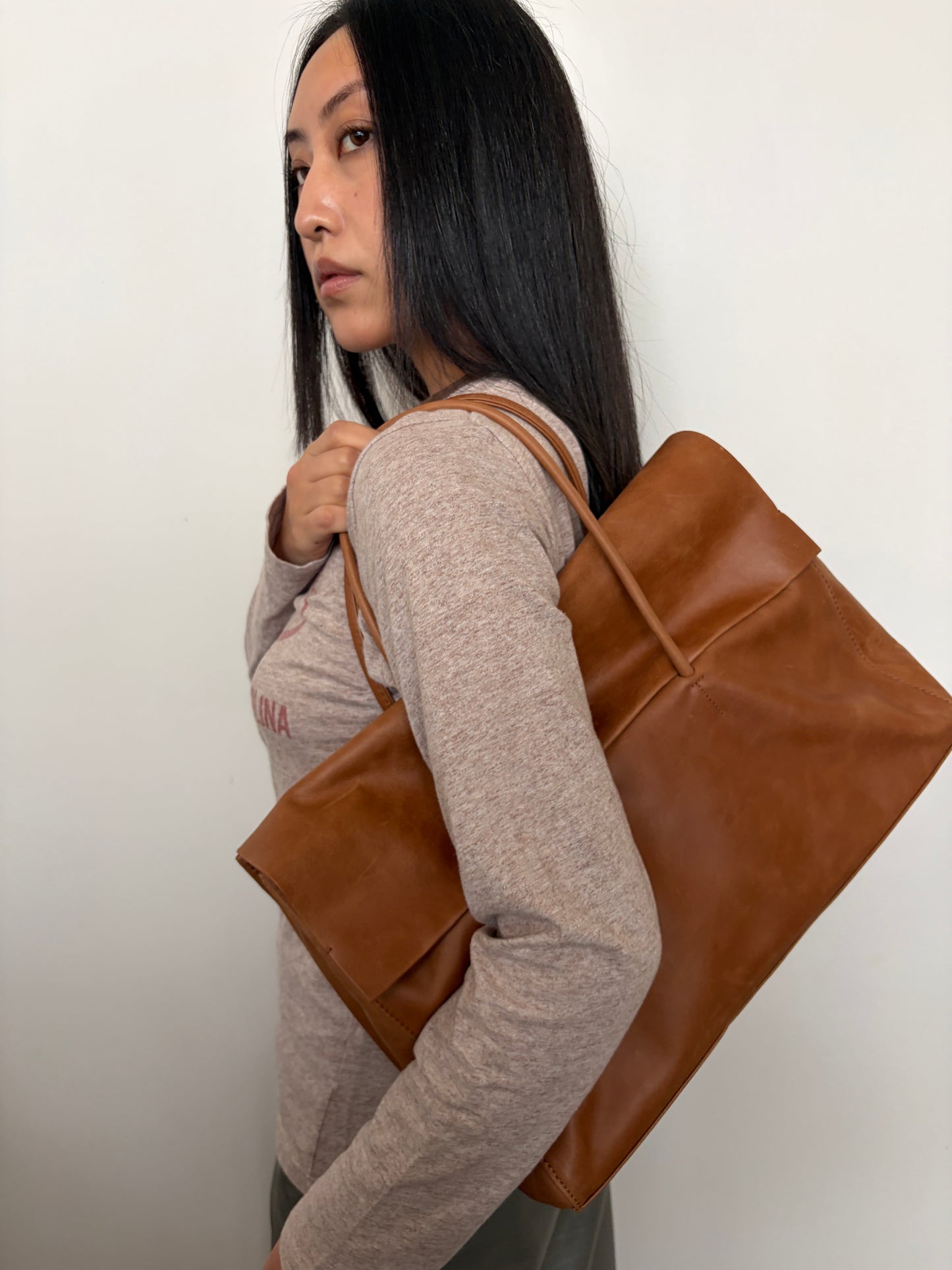 no 3269 / LEATHER BAG